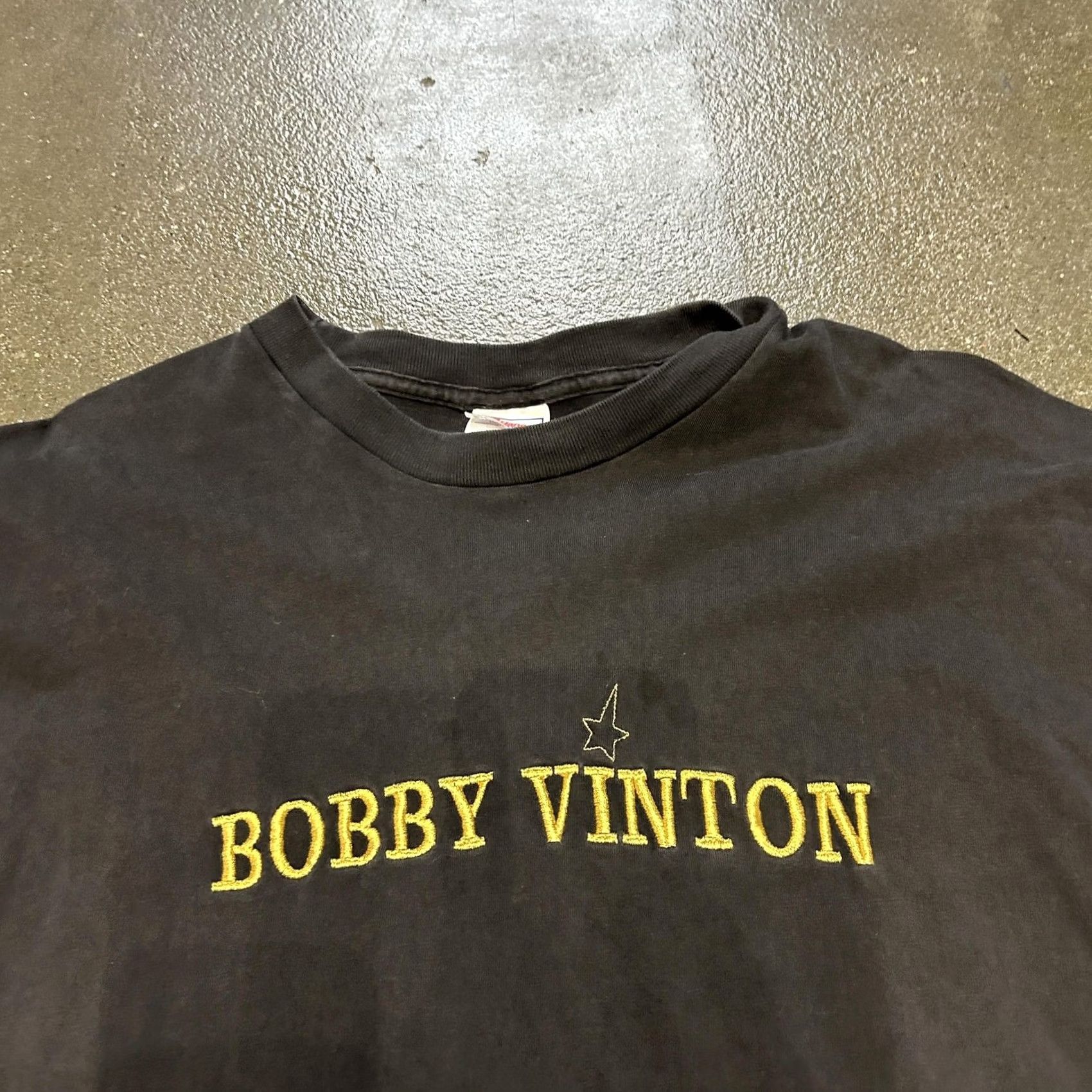 Hanes Bobby Vinton Shirt Mens 2XL Black Hanes Beefy-T Tour Band Graphic Music Tee Size US XXL / EU 58 / 5 - 2 Thumbnail
