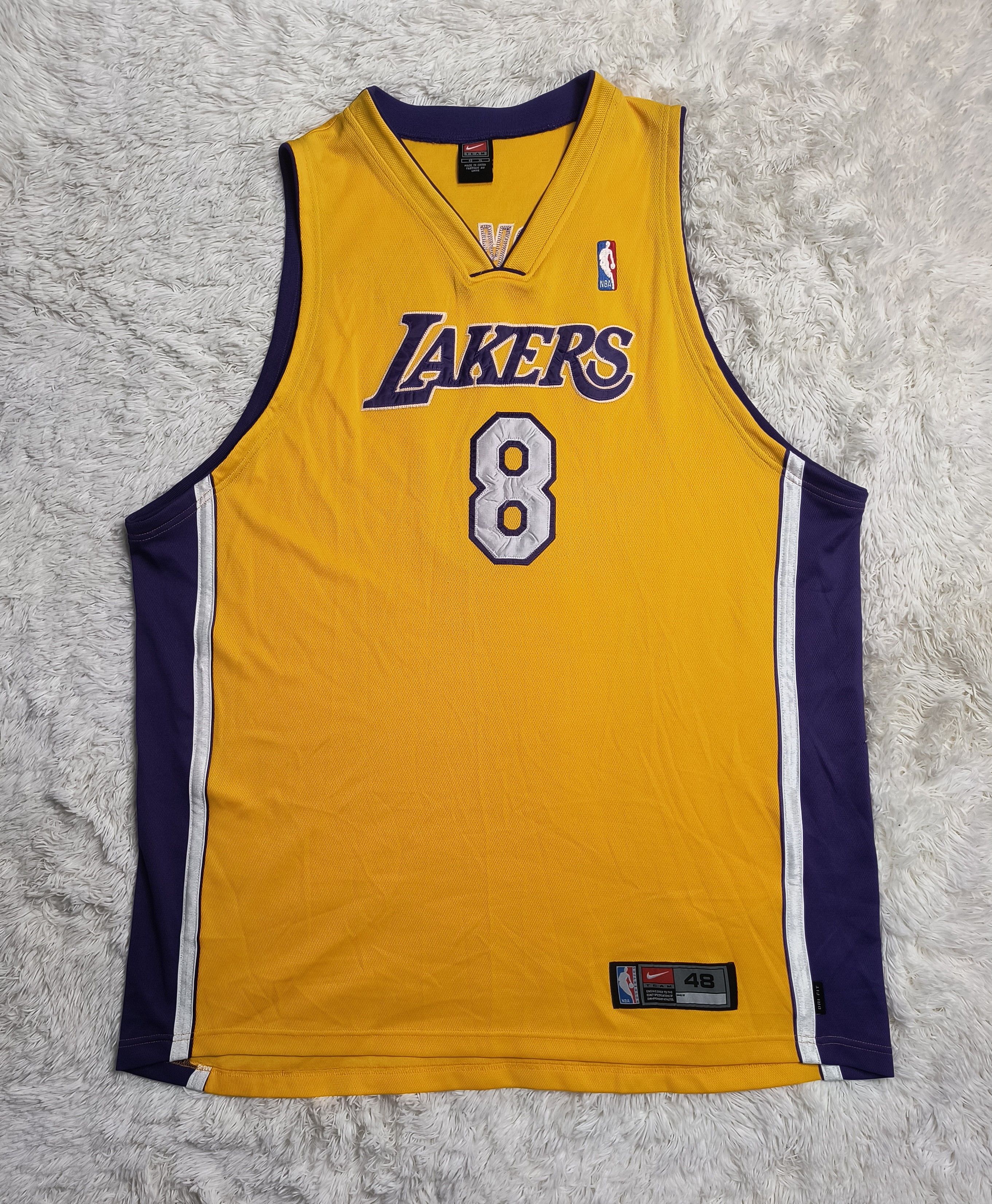 NBA Vintage Y2K L.A. Lakers #8 Kobe Bryant jersey Size US XL / EU 56 / 4 - 2 Thumbnail