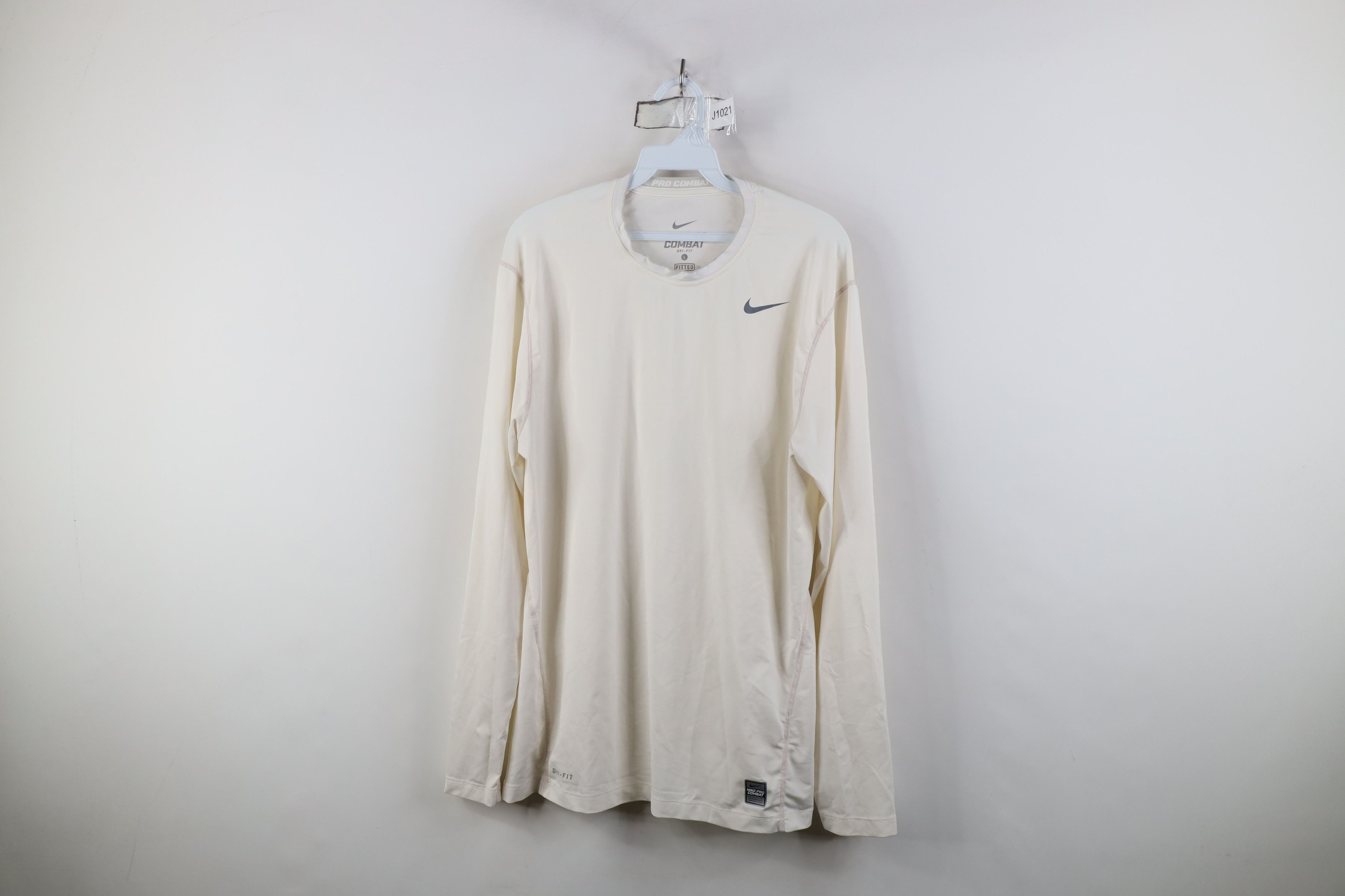 Nike Nike Pro Combat Compression Training Long Sleeve T-Shirt Size US L / EU 52-54 / 3 - 1 Thumbnail
