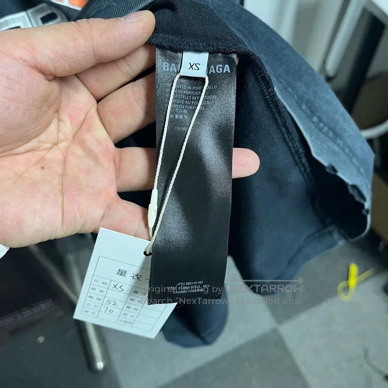 Balenciaga Balenciaga Distressed Short Sleeve Tee. Size US XS / EU 42 / 0 - 4 Thumbnail