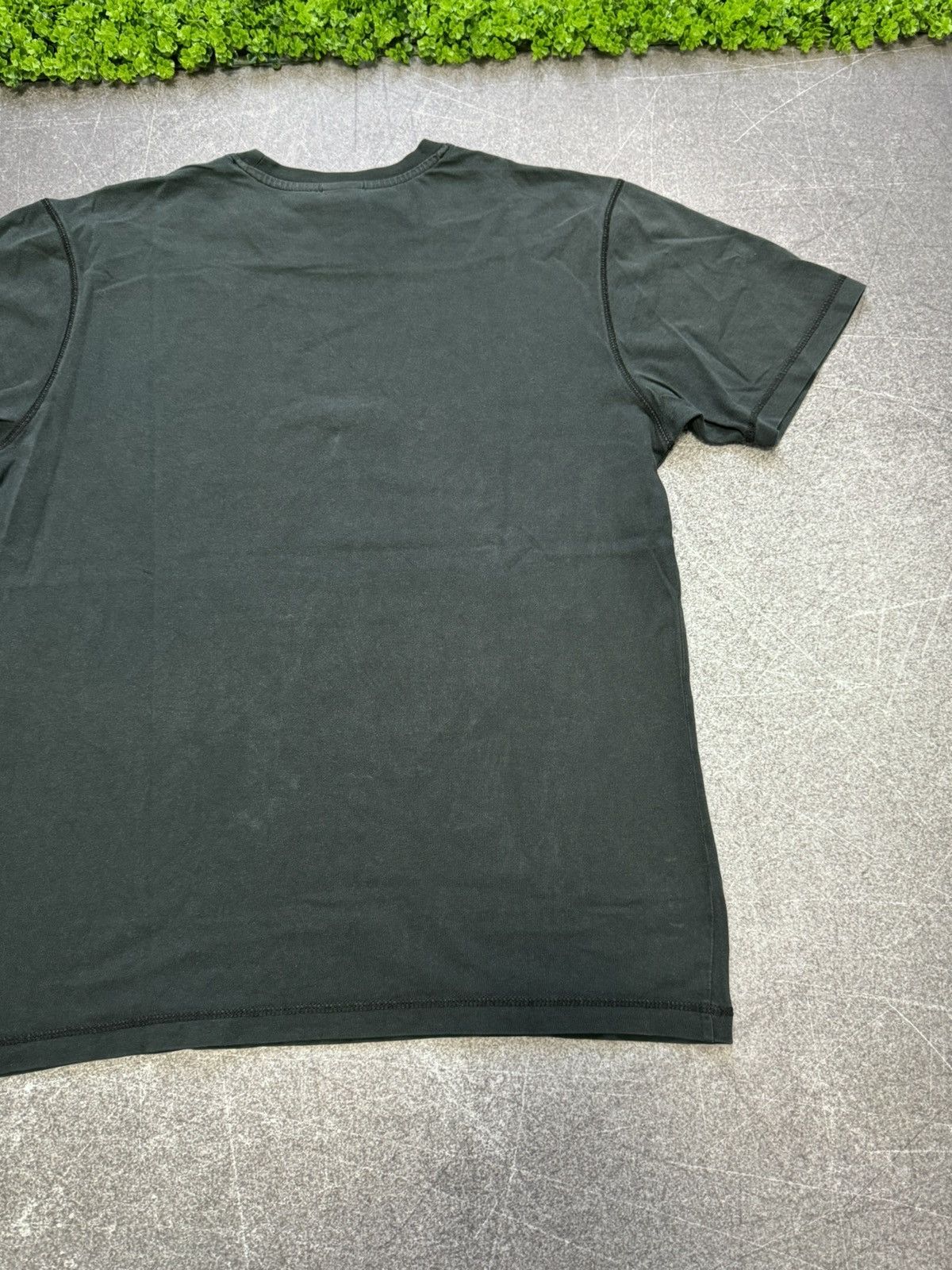 Nike × Vintage Vintage 2000s Nike Swoosh Faded T Shirt Y2K Tee Size US L / EU 52-54 / 3 - 13 Thumbnail