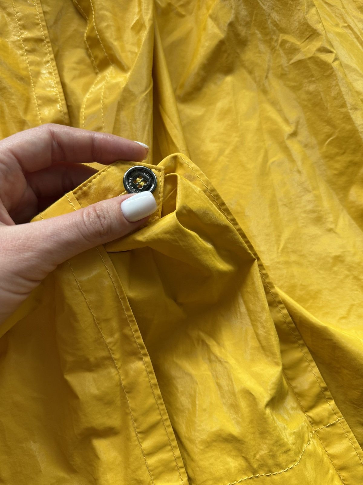 Burberry Burberry Brit yellow raincoat jacket Size M / US 6-8 / IT 42-44 - 16 Thumbnail