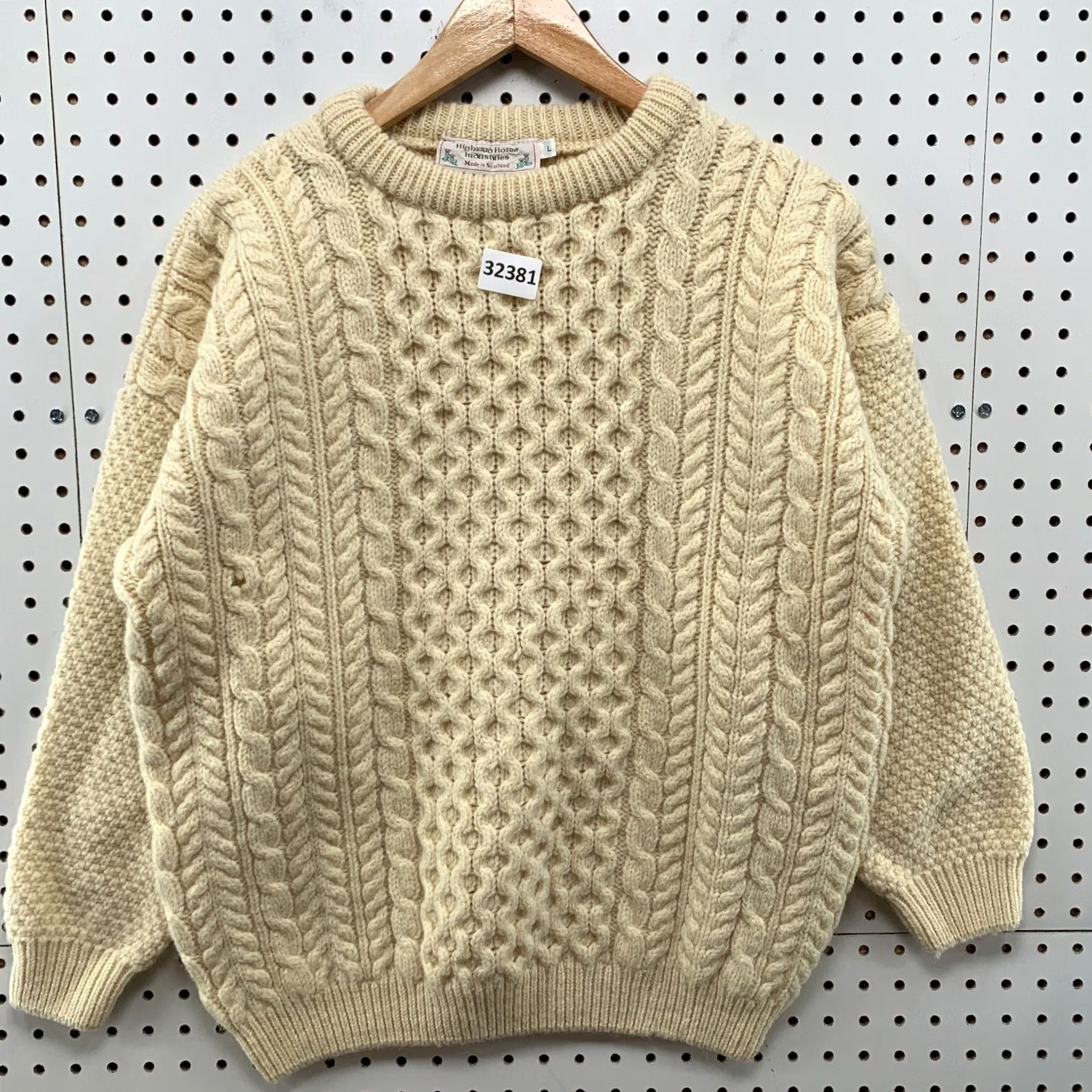 Highland 2000 Highland Home Industries VINTAGE Knit Sweater Womens L Wool Fisherman Beige 20x24.5 Size L / US 10 / IT 46 - 5 Thumbnail
