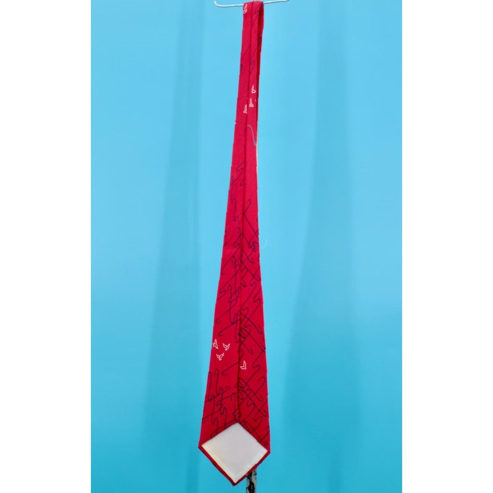Vintage VTG E&W 1940s Red Necktie Silk Tie / Abstract Human Figures / 54.5" L 4.5" W / Original / Men Size ONE SIZE - 6 Thumbnail