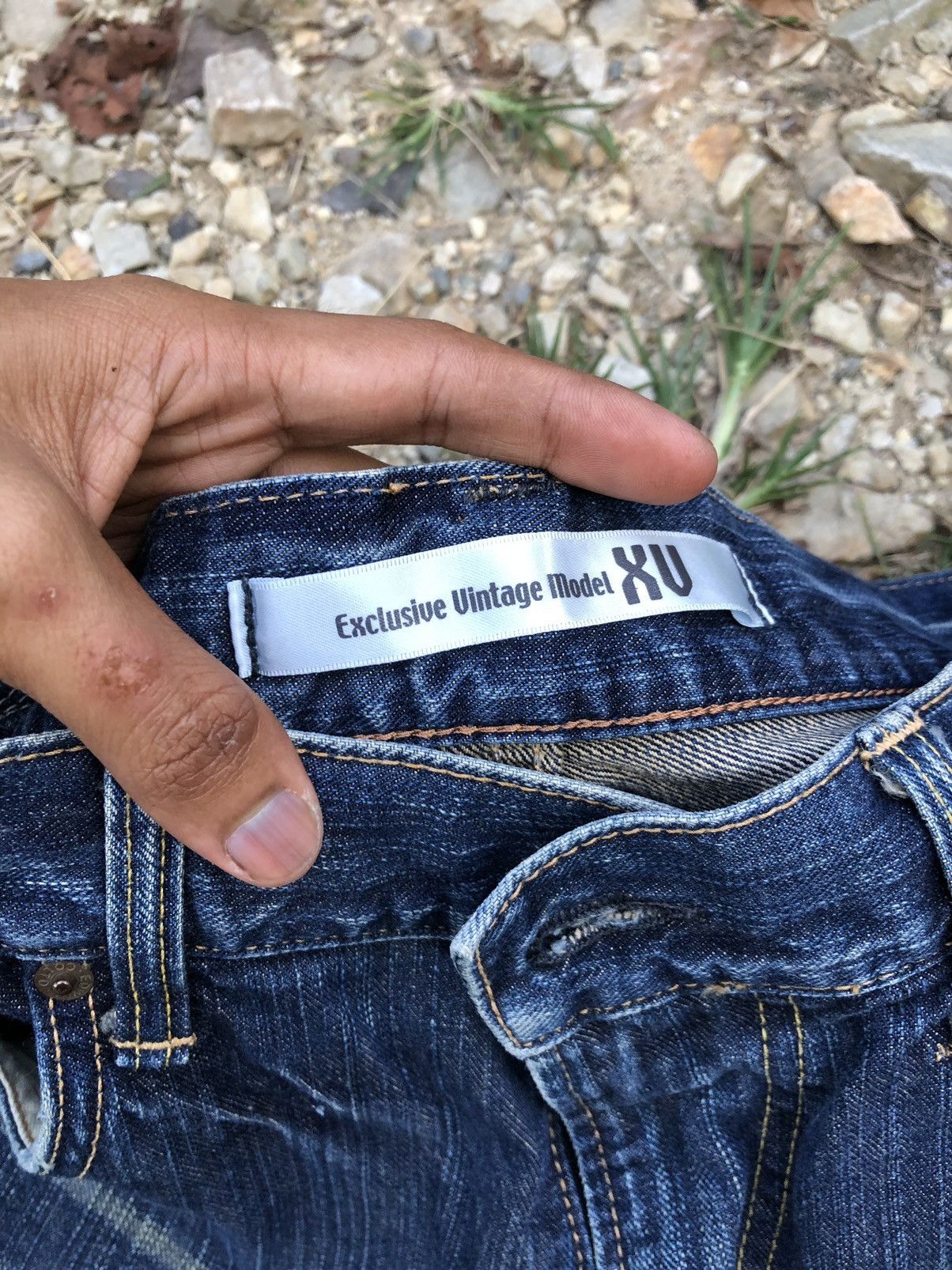 Edwin EXCLUSIVE VINTAGE WASHED BLUE DENIM BY EDWIN Size US 35 - 5 Thumbnail