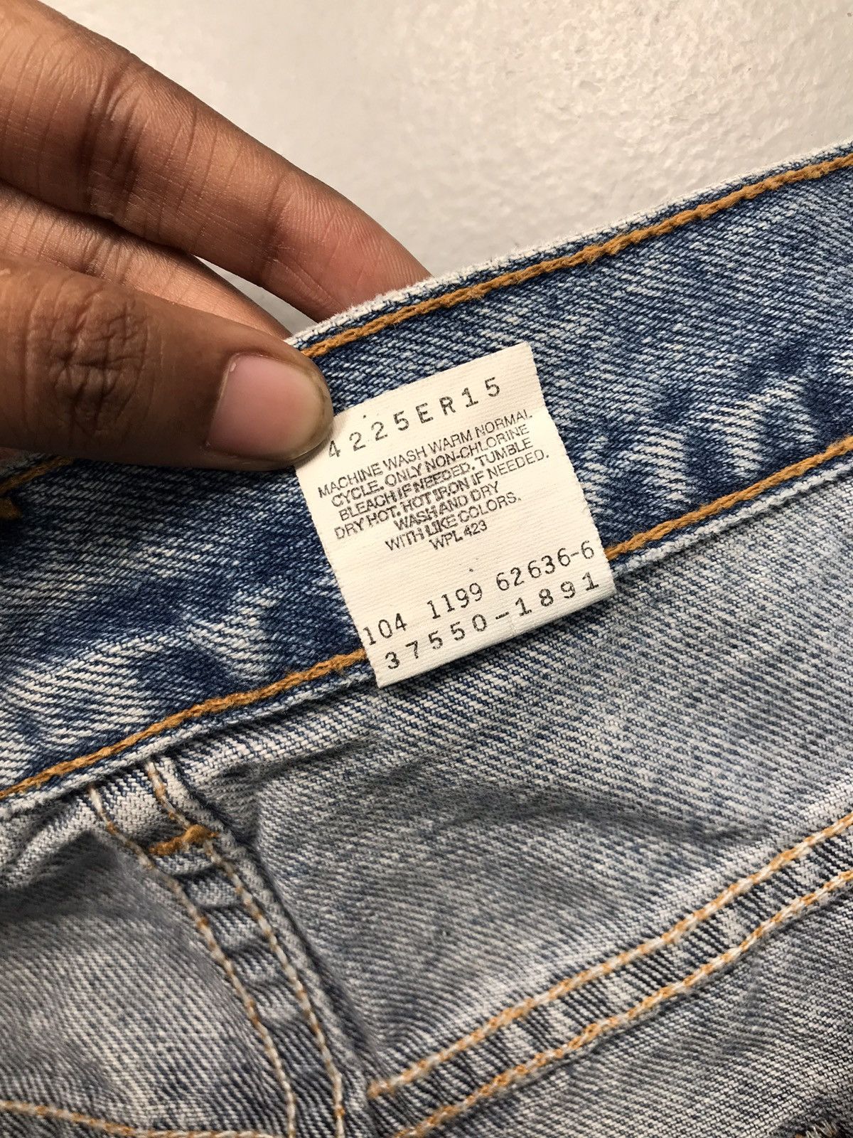 Levi's Vintage Levi’s 550 short Size US 34 / EU 50 - 6 Thumbnail