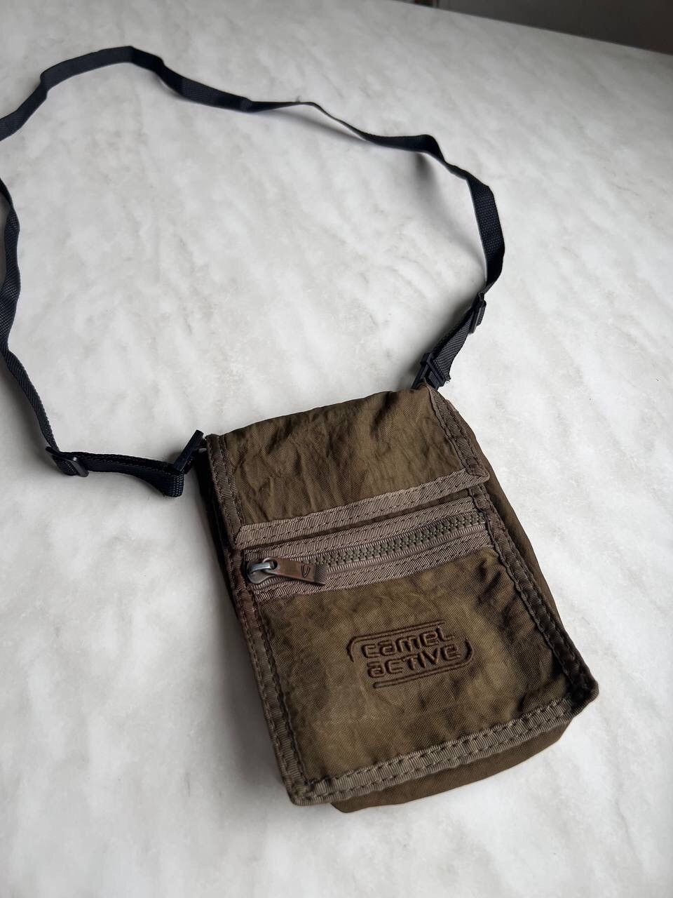Japanese Brand × Vintage Vintage Camel Y2K Cross Body Military Shoulder Bag Khaki Size ONE SIZE - 2 Thumbnail