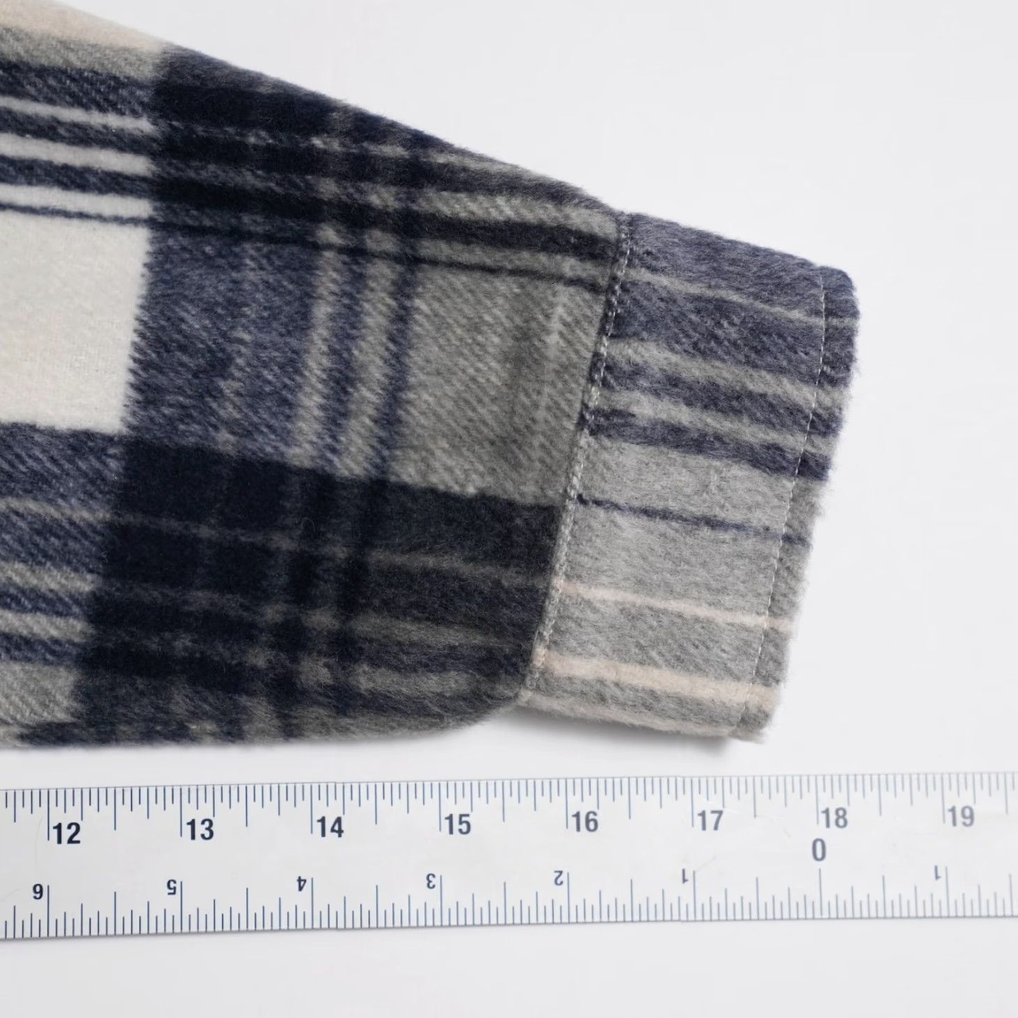Coach ACOA Oversized Plaid Flannel Shirt Women S Blue NWT Wool Blend Button-Up Casual Long Sleeve Button-Through Shirt Size S / US 4 / IT 40 - 8 Thumbnail