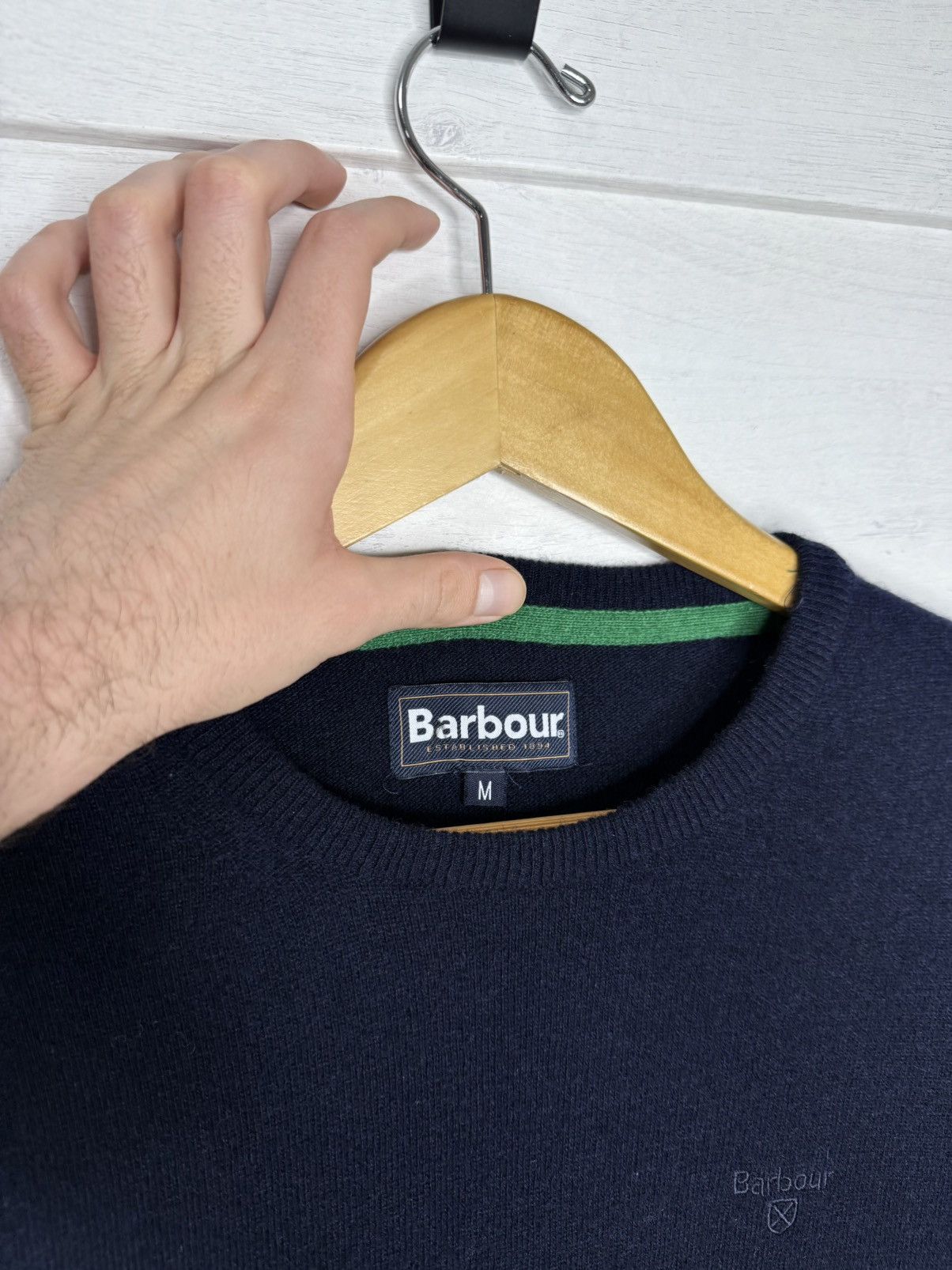 Barbour Barbour 100% Lambswool Navy Blue Crewneck Sweater Size M Size US M / EU 48-50 / 2 - 3 Thumbnail