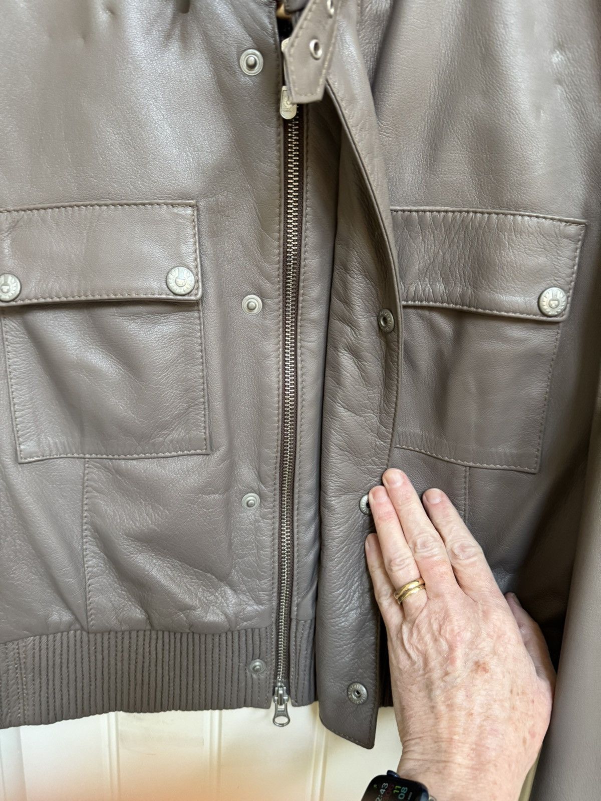 Belstaff Belstaff Taupe Leather Cropped Bomber Jacket. Size IT 46 Size L / US 10 / IT 46 - 3 Thumbnail