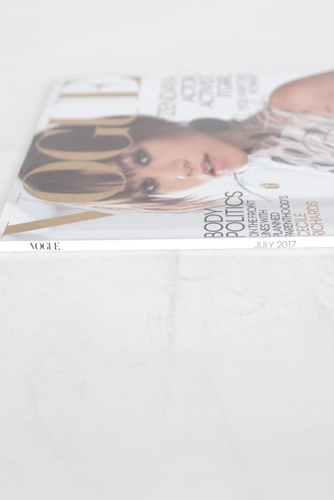 Vogue 2017' Vogue July Zendaya Magazine Size ONE SIZE - 3 Thumbnail