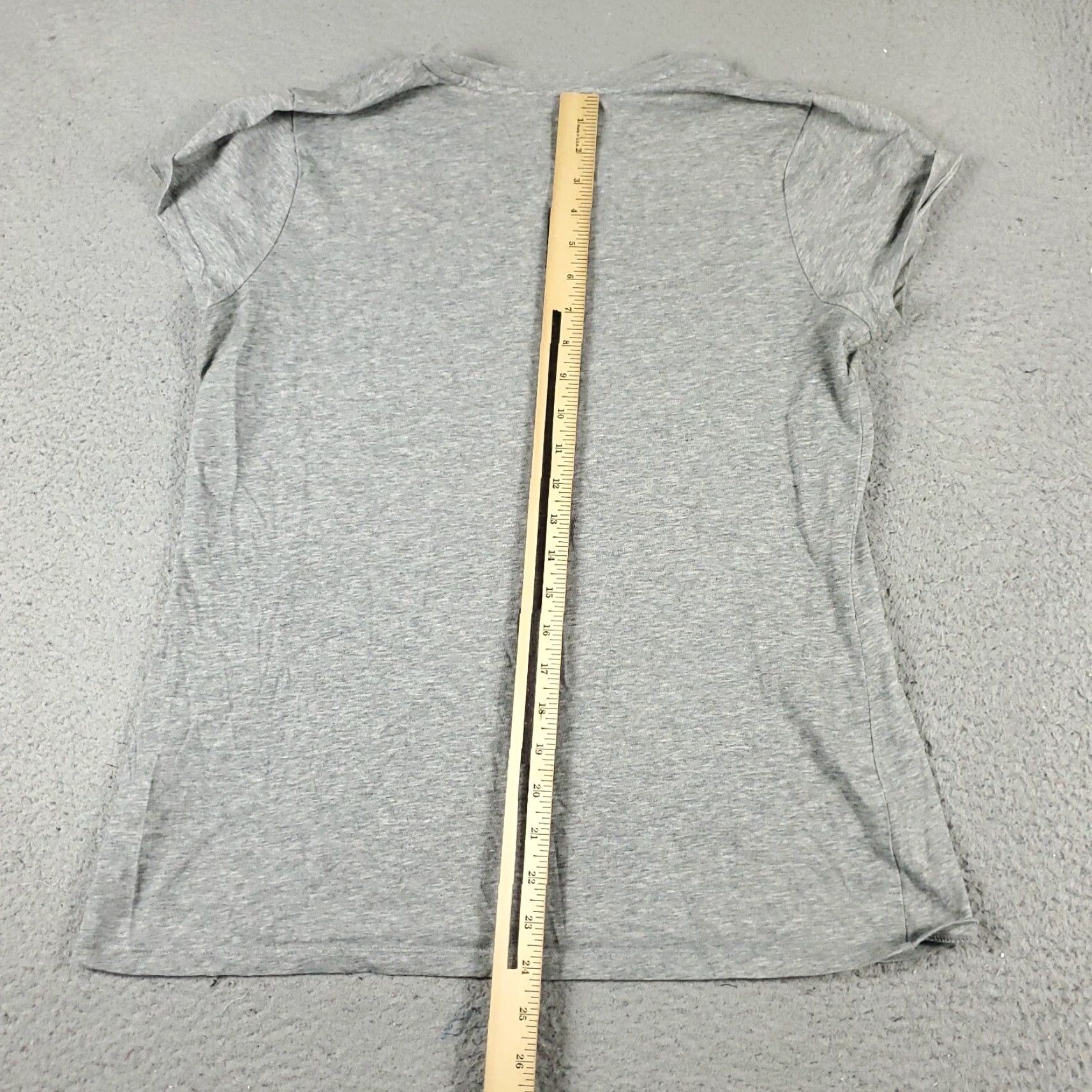 Nike Nike Women's T-Shirt XL Gray Short Sleeve Swoosh Casual Modern Size XL / US 12-14 / IT 48-50 - 3 Thumbnail