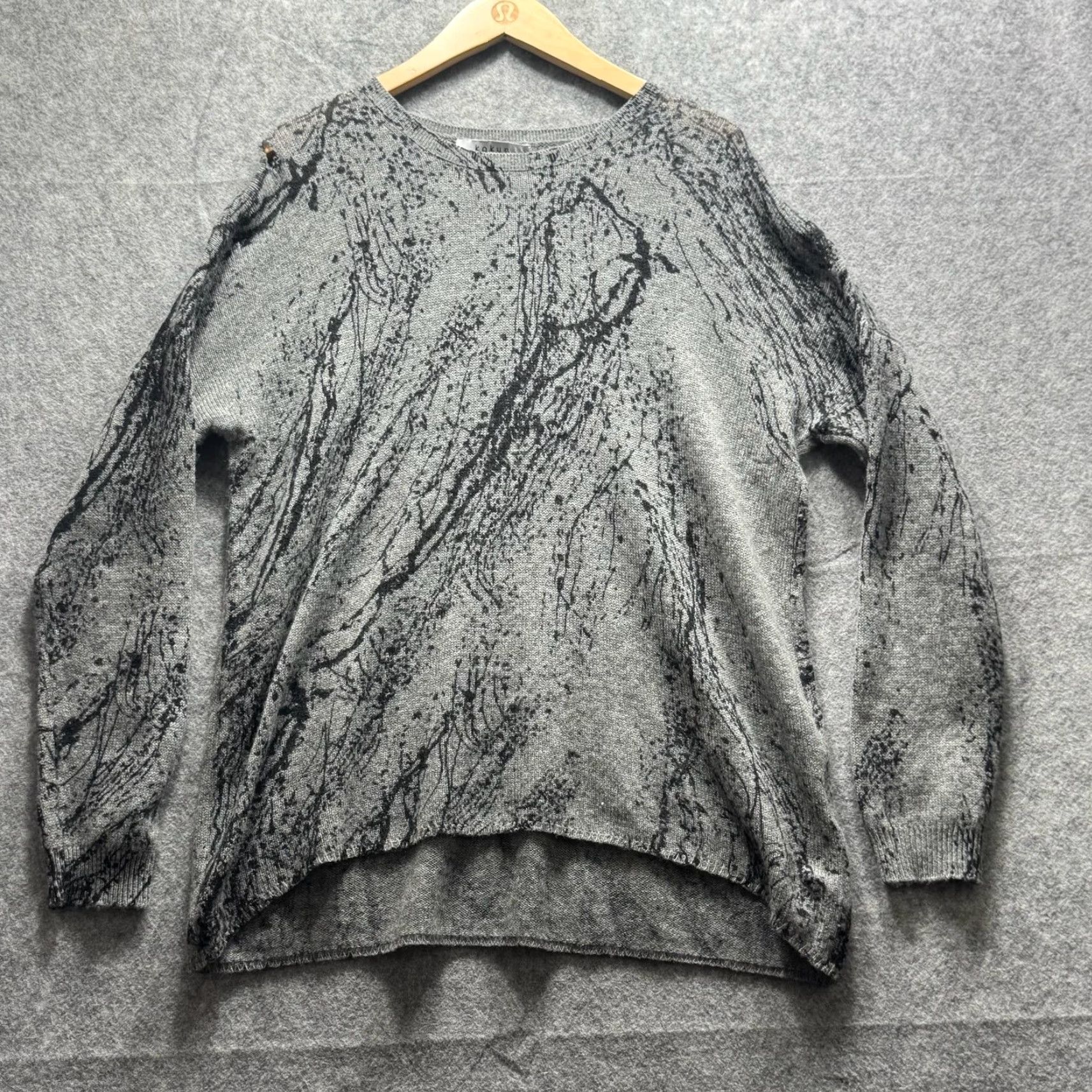 Vintage Kokun Sweater Womens Large Gray Abstract Print Knit Pullover Relaxed Hi Low Hem Size L / US 10 / IT 46 - 2 Thumbnail