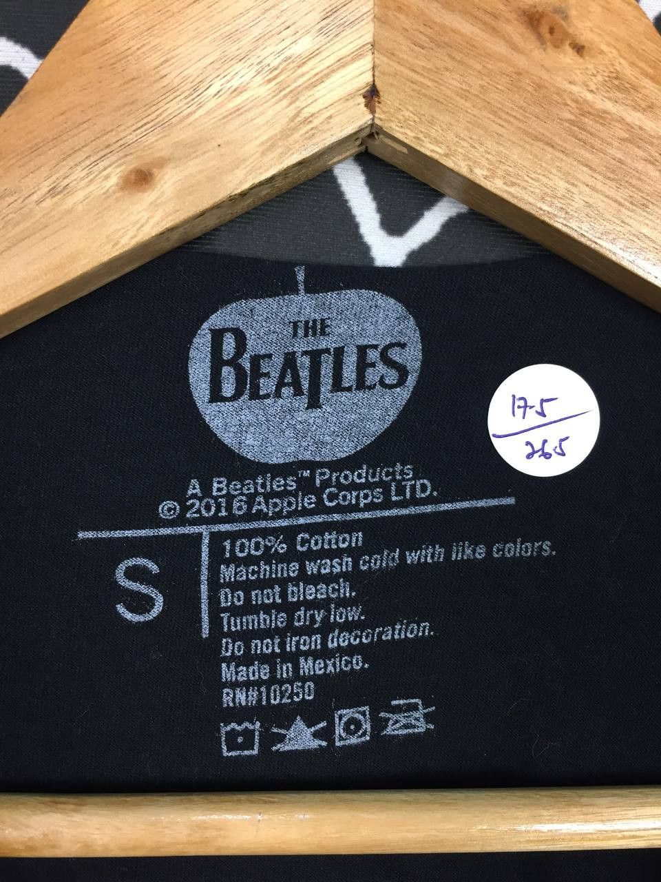 Band Tees The Beatles Sgt Pepper's Lonely Hearts 2016 Apple Corps Tee Size US S / EU 44-46 / 1 - 8 Thumbnail