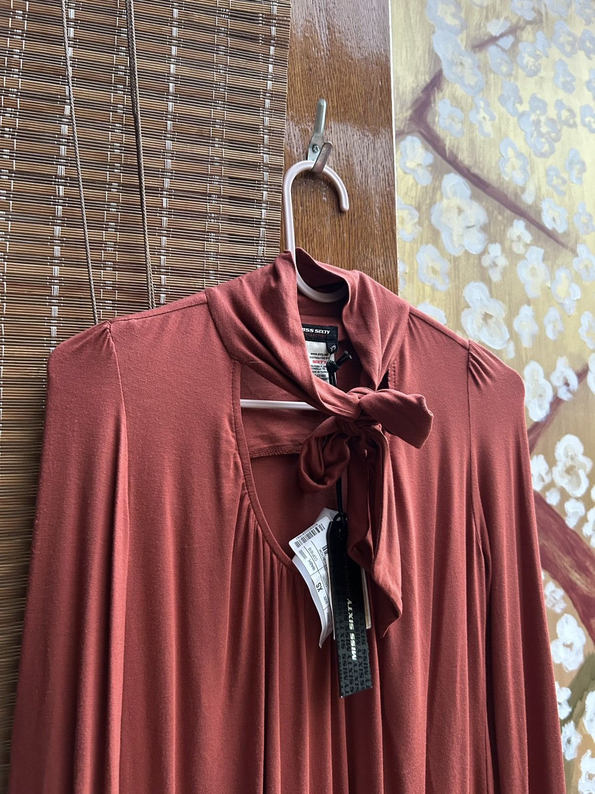 Miss Sixty × Vintage Miss Sixty Shawl Collar Brick Modal Blouse 2000s Fashion Size XS / US 0-2 / IT 36-38 - 3 Thumbnail