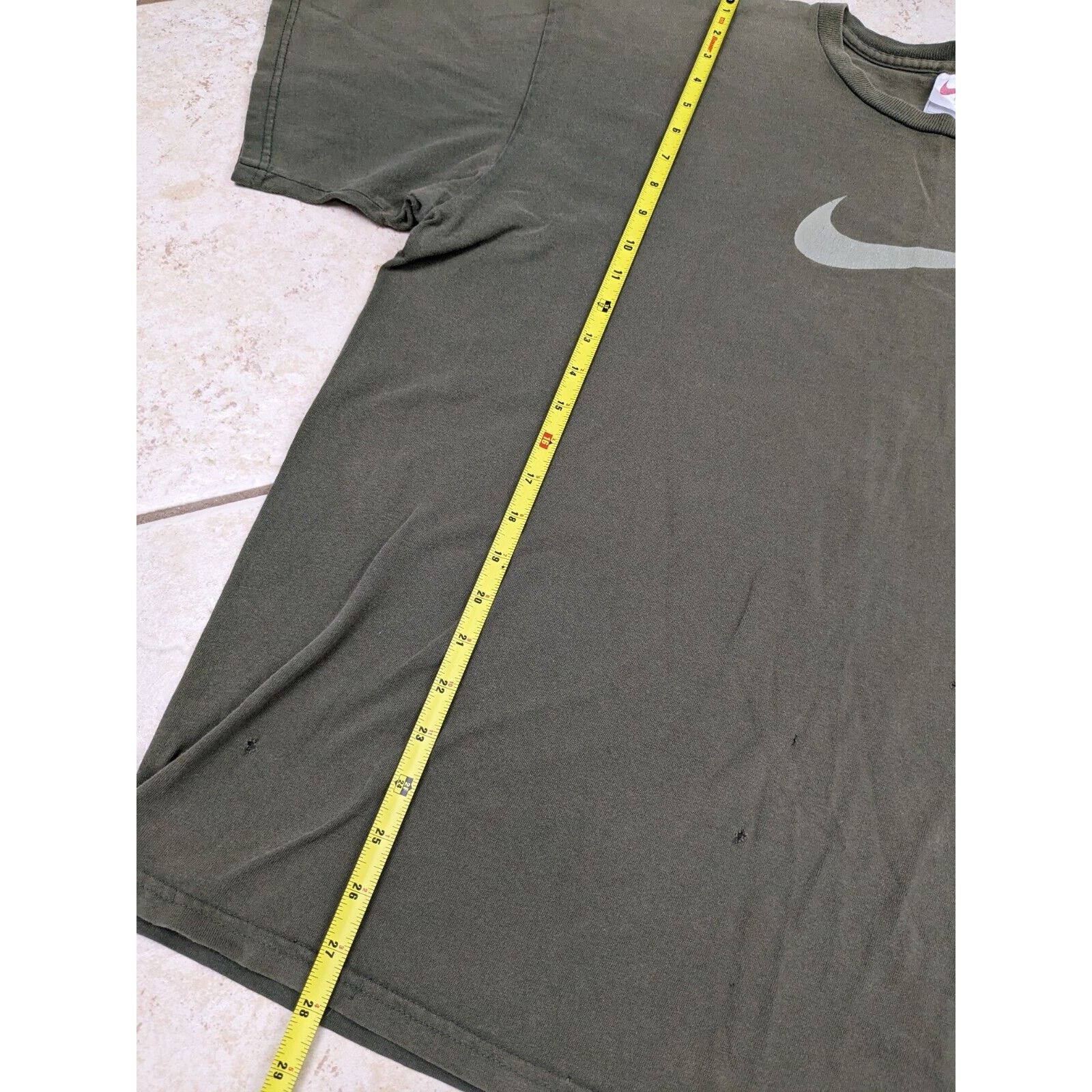 Nike Vtg Nike Shirt XL Olive Green Big Center Swoosh Check USA Size US XL / EU 56 / 4 - 13 Thumbnail