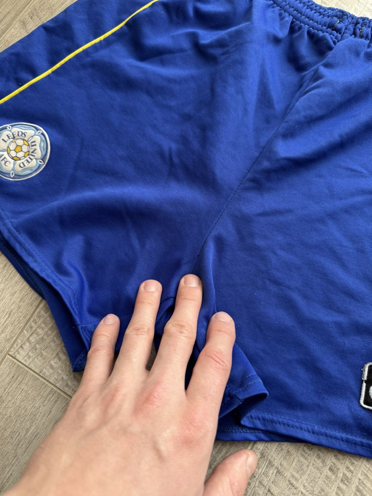 Vintage Vintage 1993-95 Leeds United Asics Soccer Shorts Size 32 Size US 32 / EU 48 - 6 Thumbnail