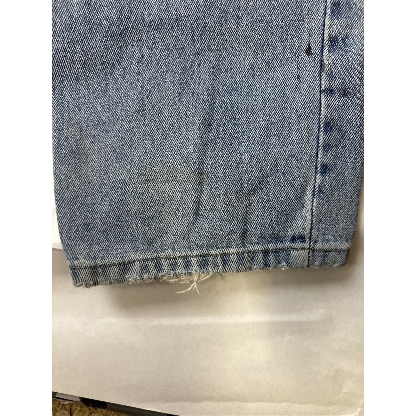 Tommy Hilfiger Vintage Tommy Hilfiger Jeans Sz 34 Light Wash Tapered Size US 34 / EU 50 - 11 Thumbnail