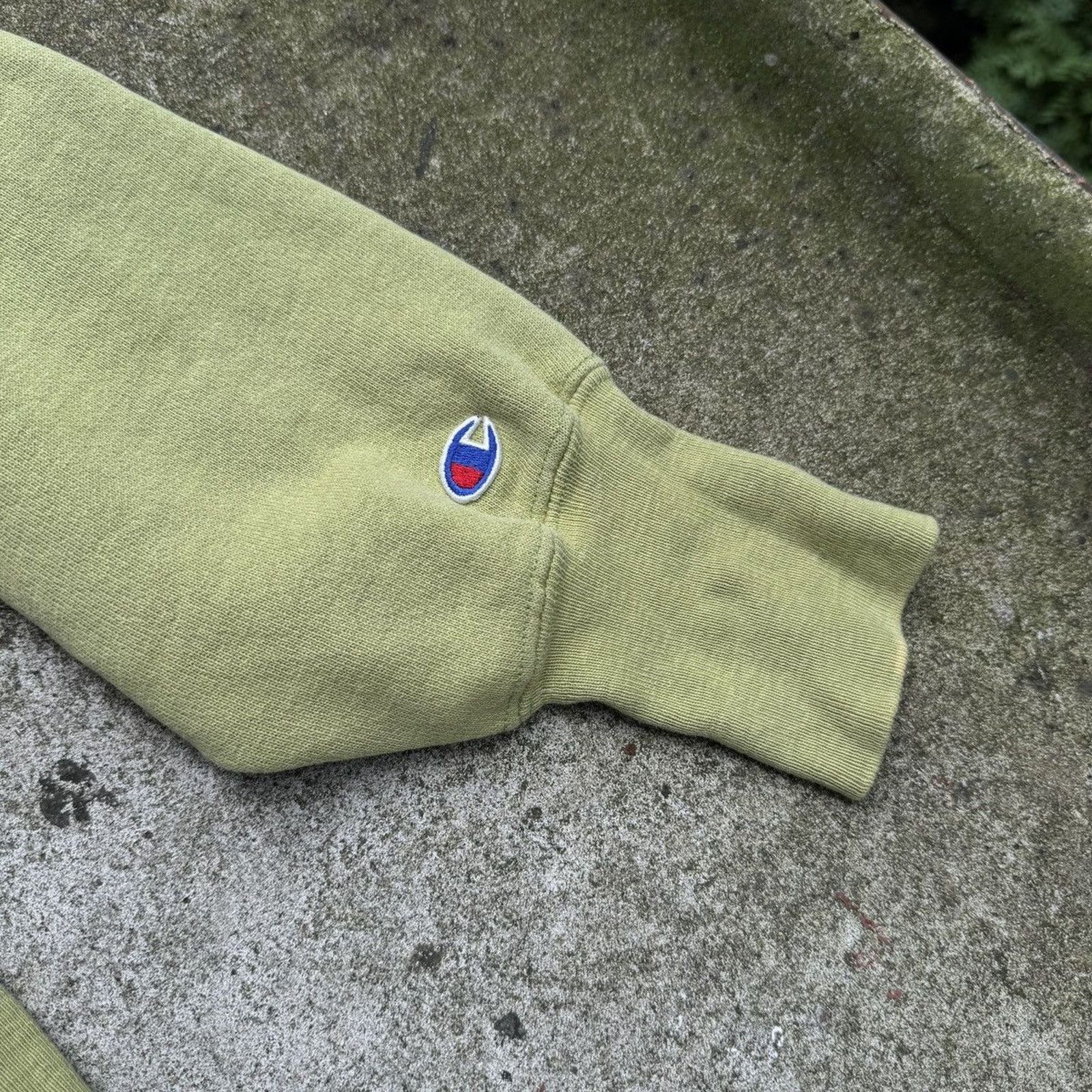 Champion 90s Champion Reverse Weave Green Sweatshirt Size US L / EU 52-54 / 3 - 9 Thumbnail