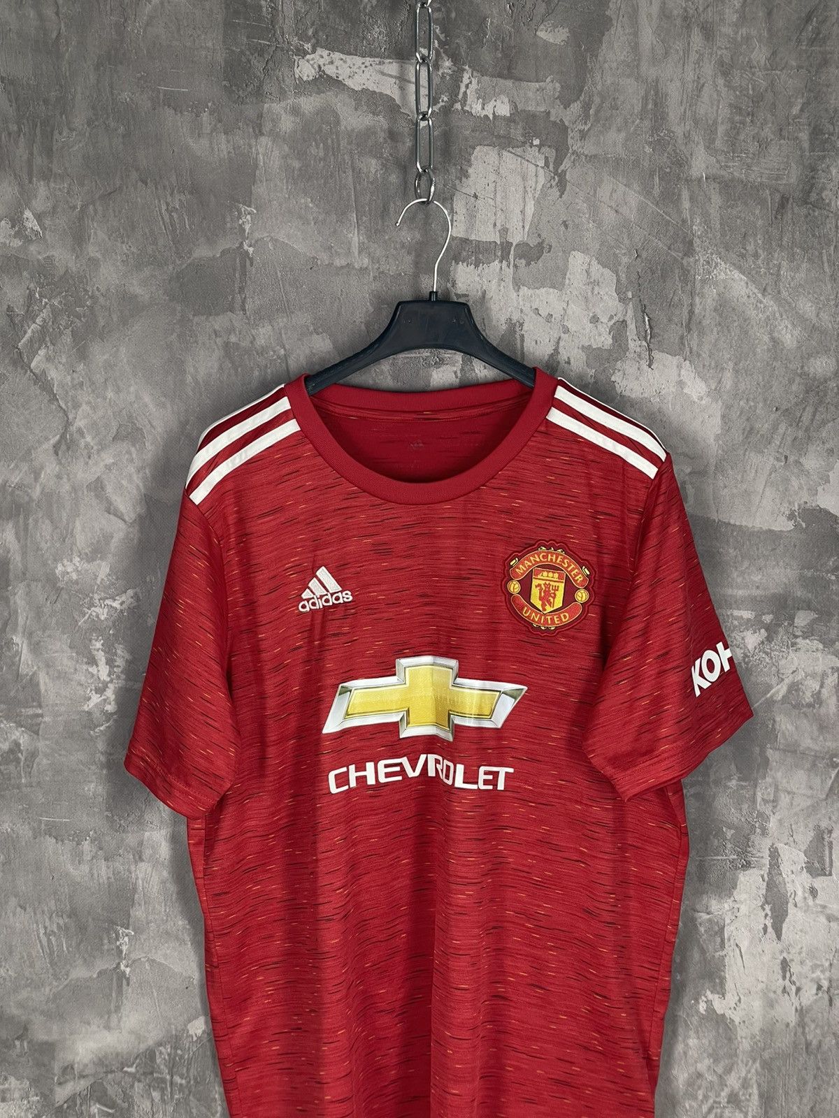 Other Manchester United Adidas Jersey 2020 Home jersey size L Size US L / EU 52-54 / 3 - 2 Thumbnail