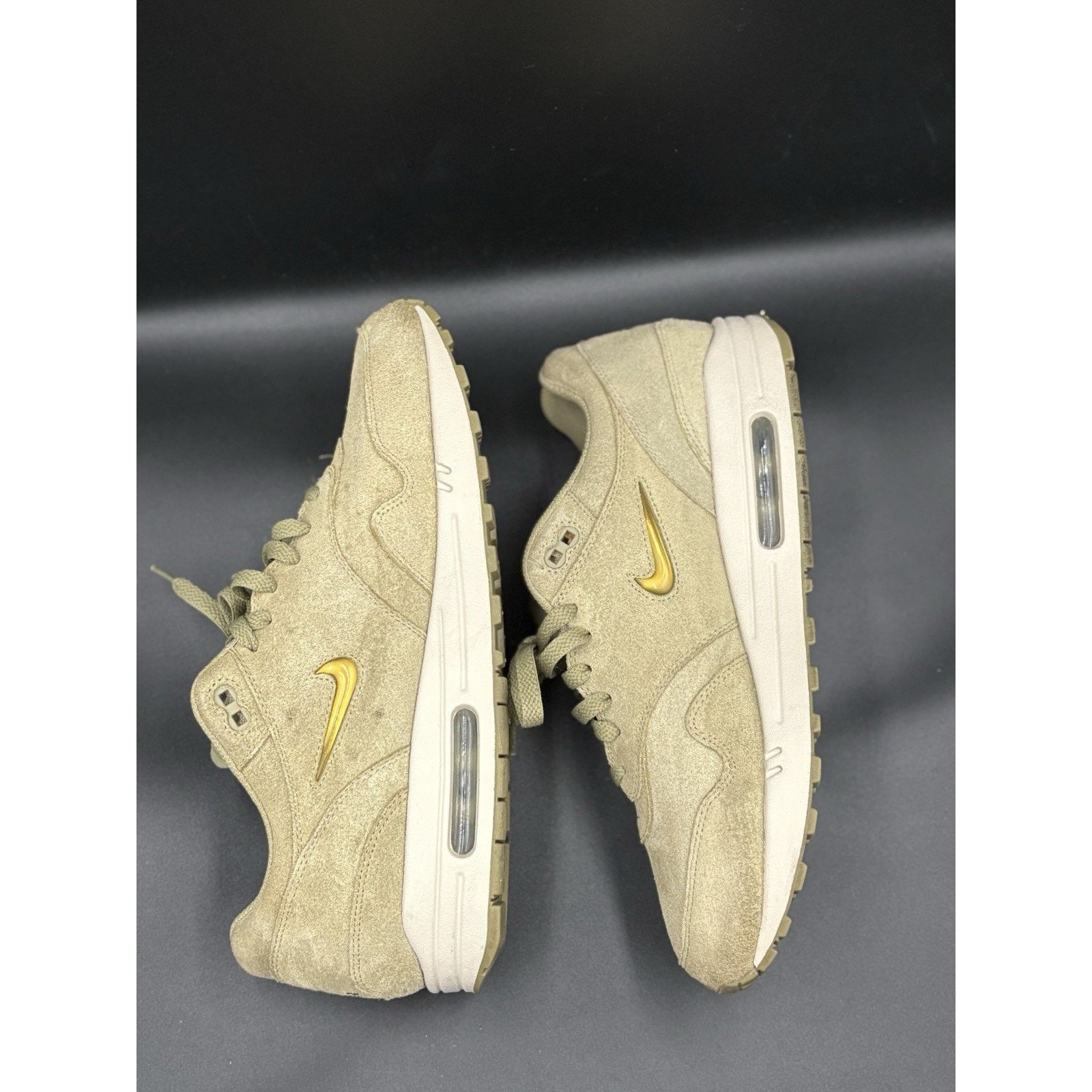 Nike Nike Air Max 1 Jewel Men's Size 11 Neutral Olive Suede918354 Size US 10 / EU 43 - 7 Thumbnail