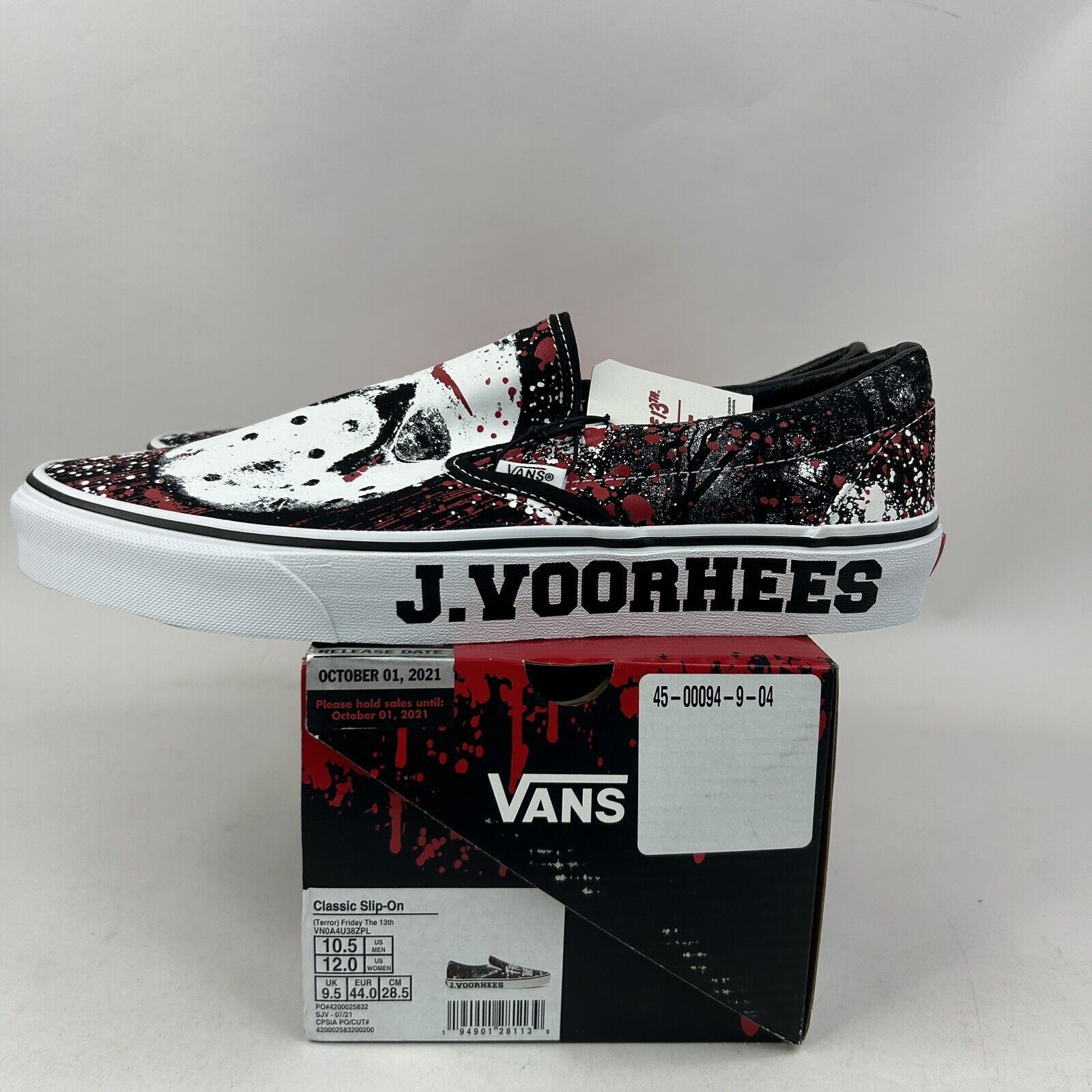 Vans Vans x House Of Terror Slip-On “Friday The 13th" Size US 10.5 / EU 43-44 - 4 Thumbnail