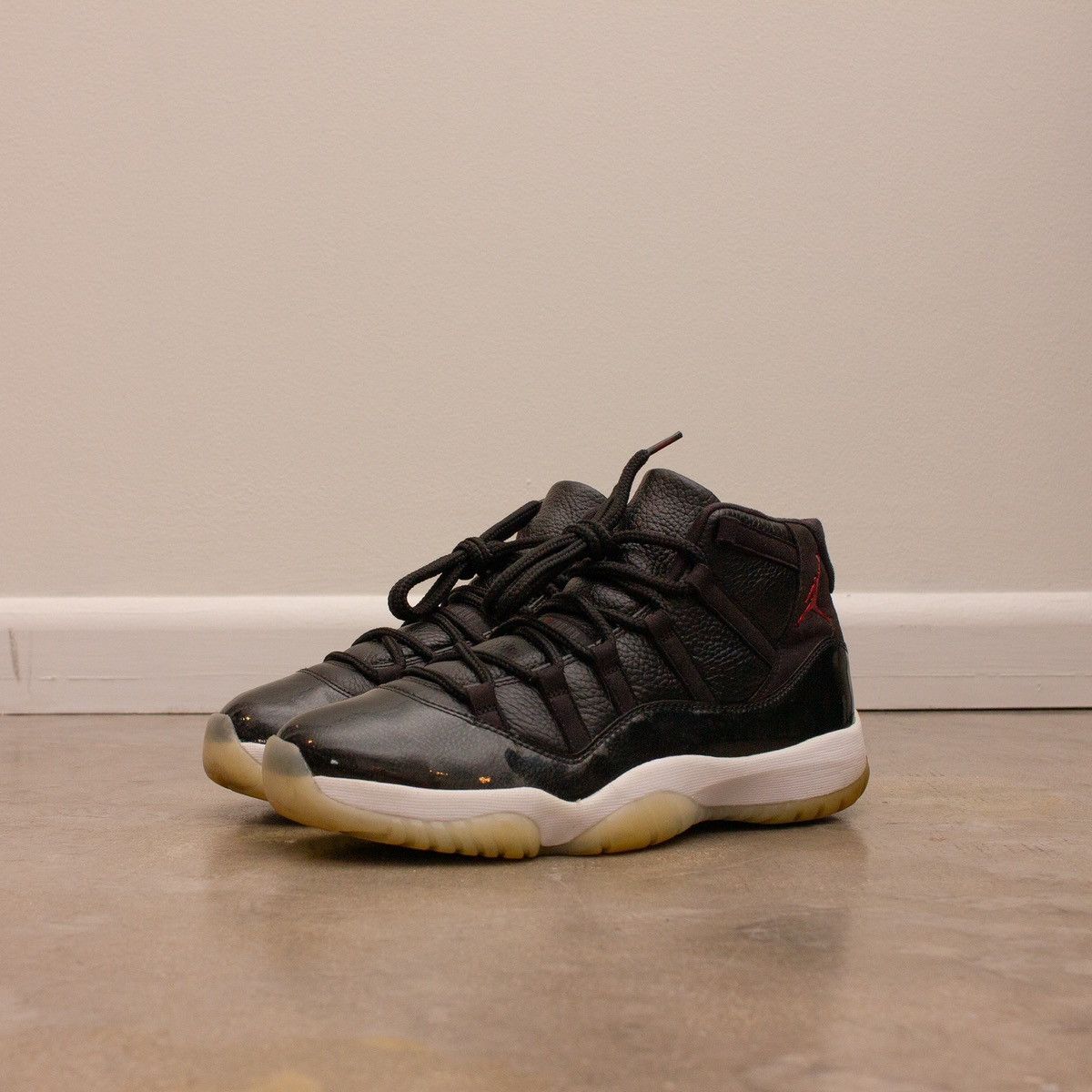 Size 10 Air Jordan 11 Retro 2015 '72-10' 378037 002
