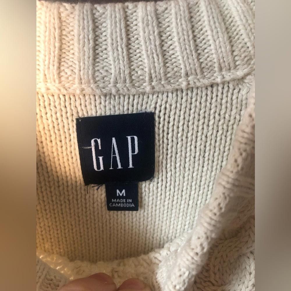 Gap Knitted crochet pullover sweater by gap Size M / US 6-8 / IT 42-44 - 3 Thumbnail
