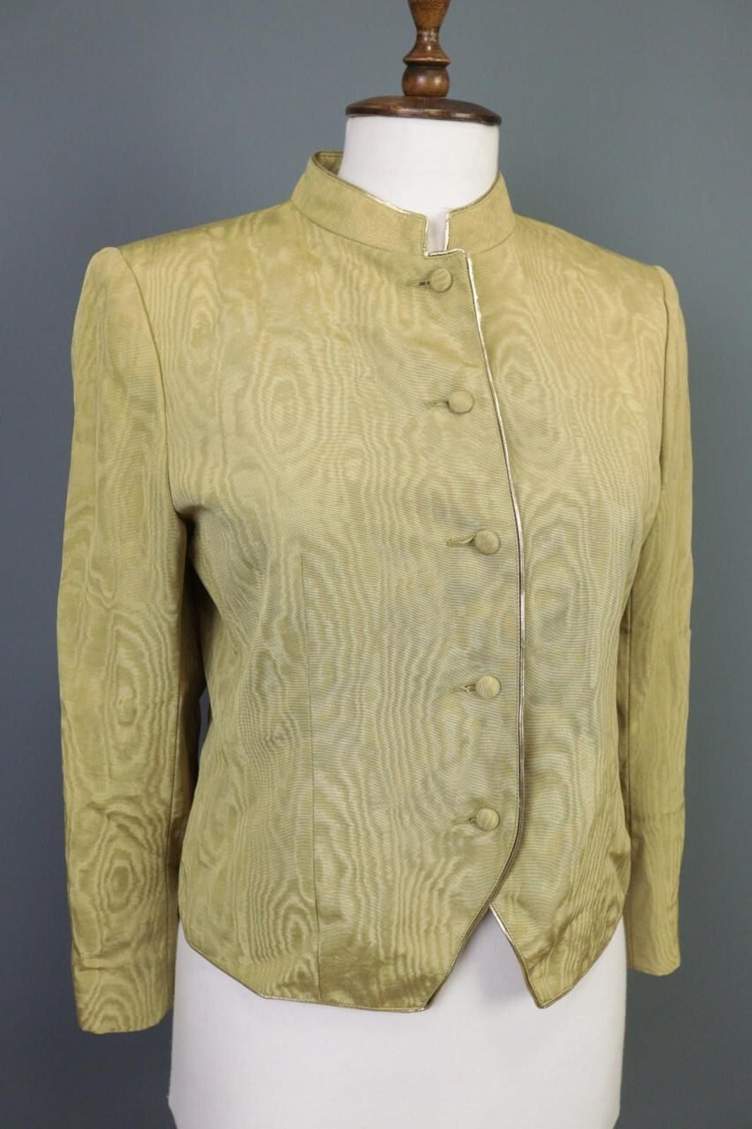 Guy Laroche Guy Laroche Paris Vintage Lightweight Blazer Jacket Size 40 Size M / US 6-8 / IT 42-44 - 5 Thumbnail