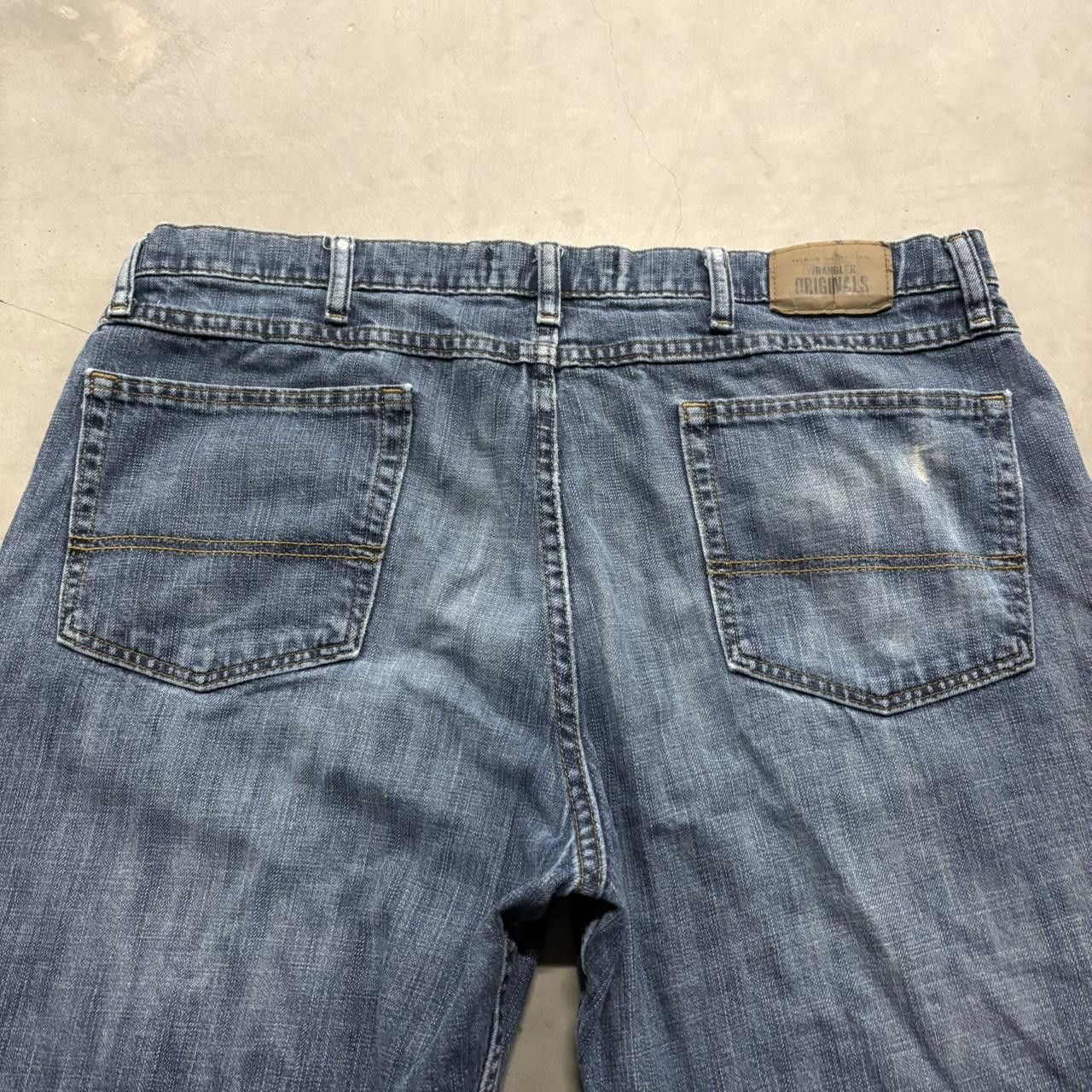 Vintage Crazy Vintage Y2K/2000s Baggy Streetwear Grunge Bootcut Medium Blue Wash Denim Jeans! Size US 38 / EU 54 - 6 Thumbnail