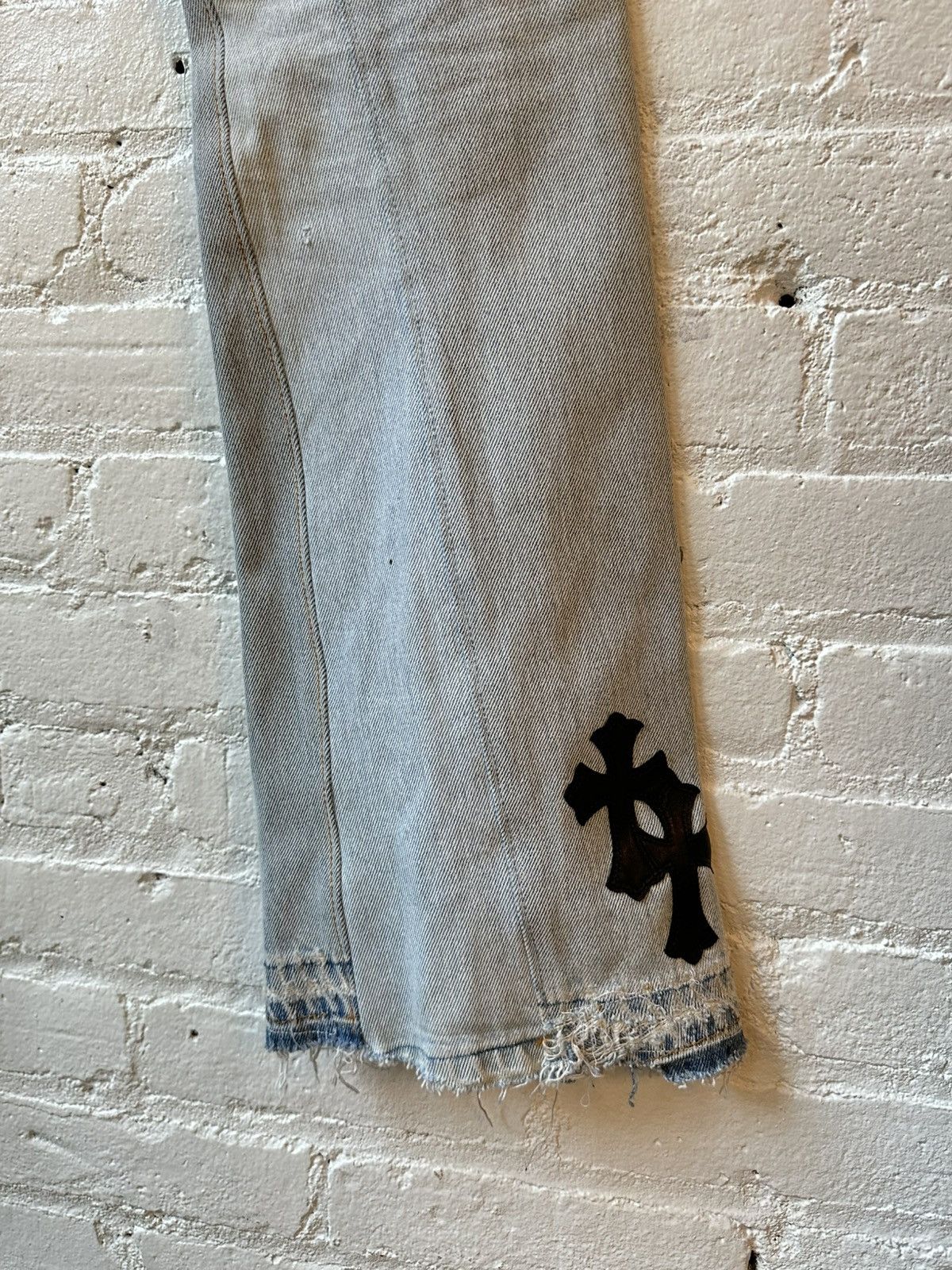 Chrome Hearts × Gallery Dept. × Levi's CHROME HEARTS FLARED CROSS PATCH JEANS Size US 26 / EU 42 - 6 Thumbnail