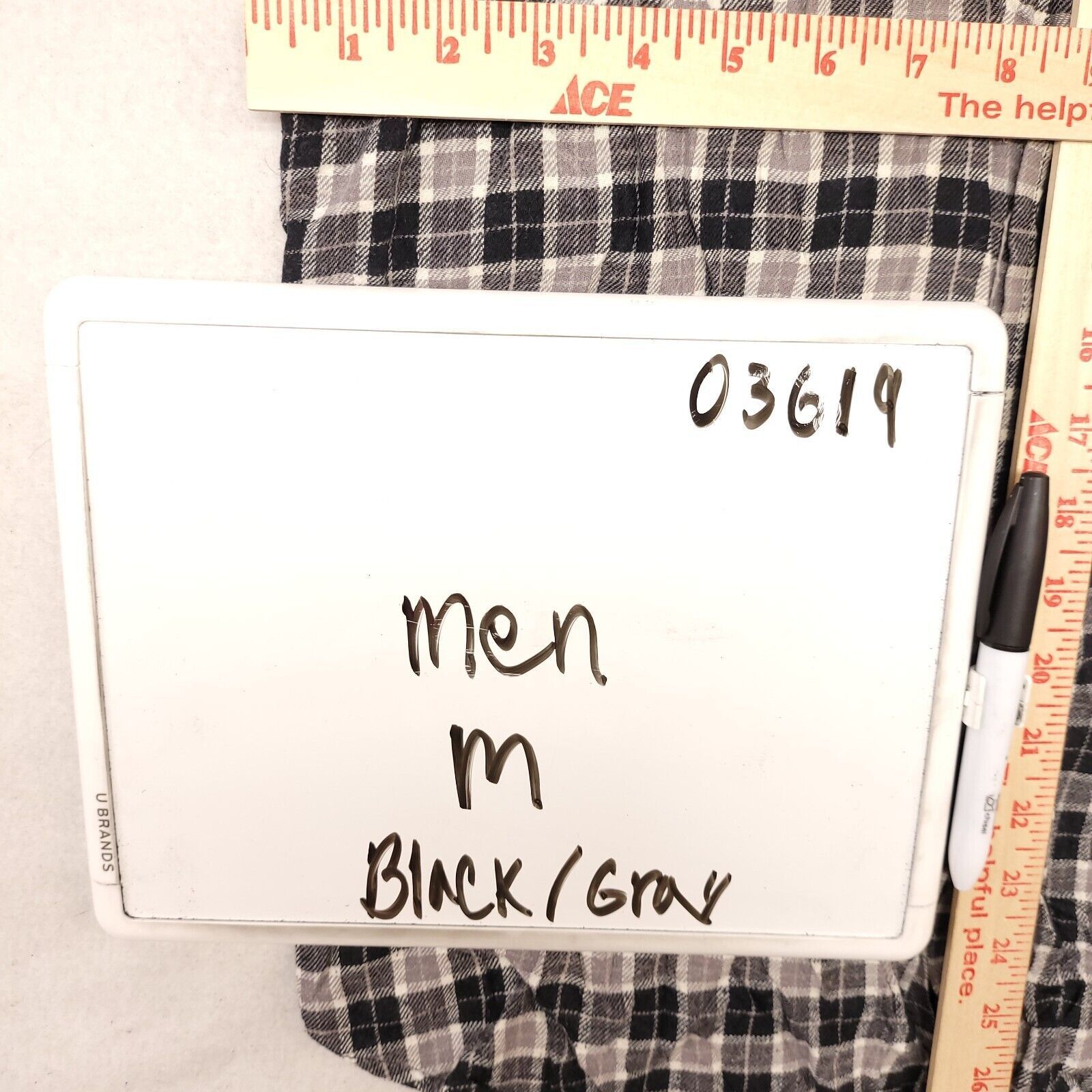 Croft & Barrow Croft & Barrow Tartan Flannel Shirt Mens Size Medium M Black Size US M / EU 48-50 / 2 - 7 Thumbnail