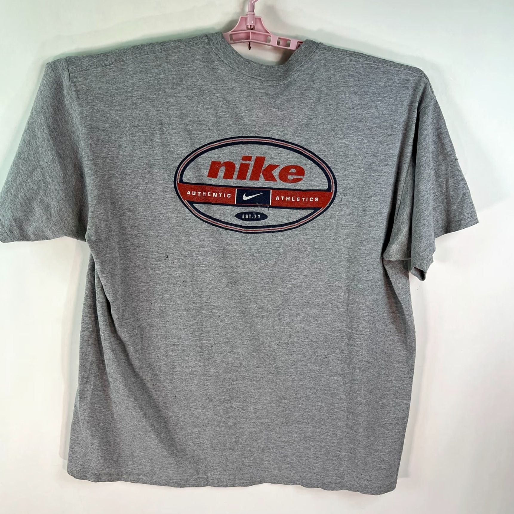 Nike VINTAGE Nike Shirt Adult XL Gray Authentic Athletics Graphic Tee Distressed USA 90s Mens Size US XL / EU 56 / 4 - 6 Thumbnail