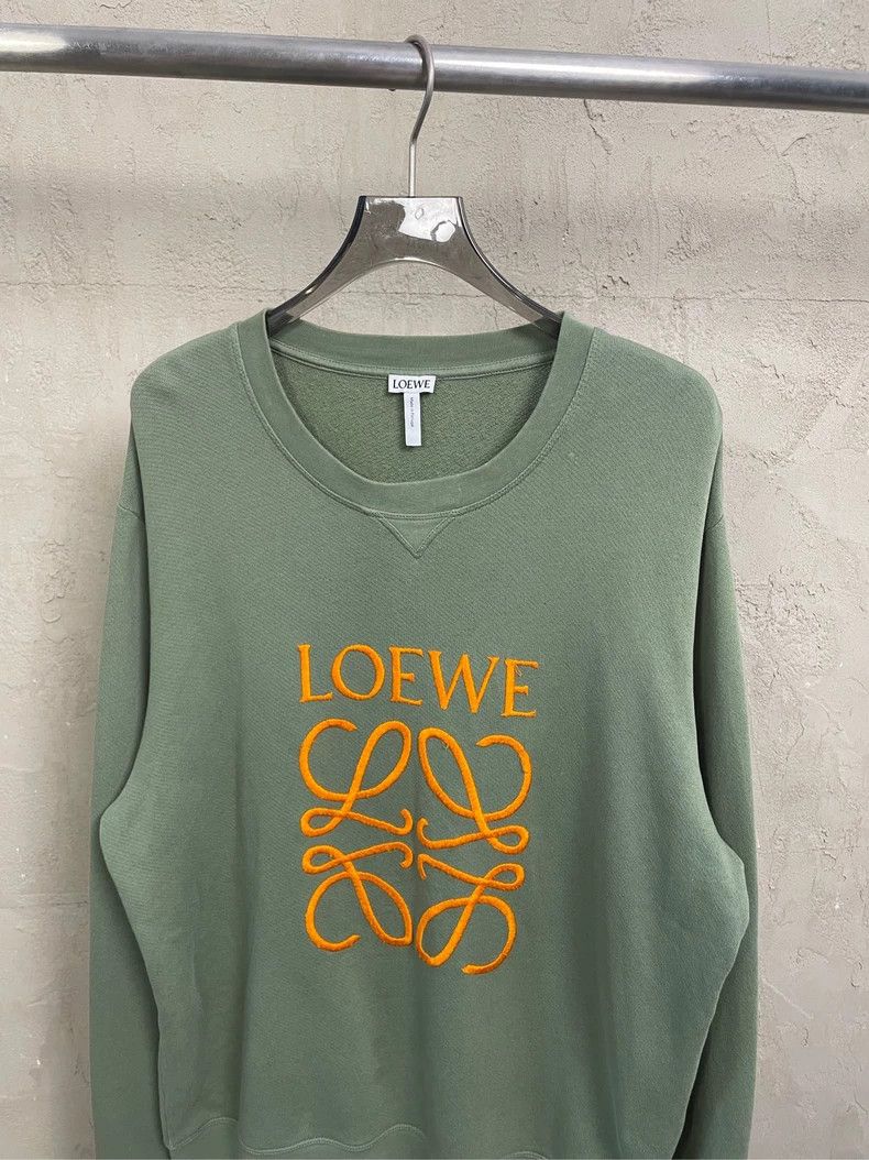 Loewe Loewe Grey-green embroidered orange Logo round neck sweate Size XL / US 12-14 / IT 48-50 - 3 Thumbnail