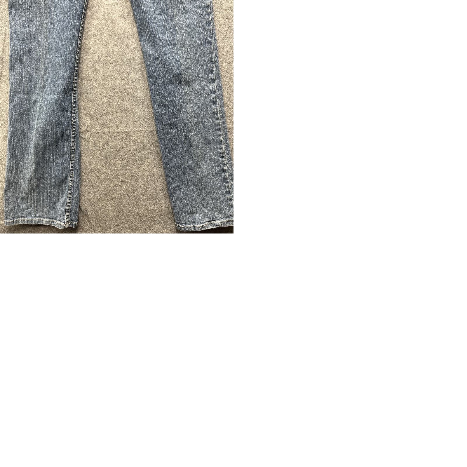 Guess VINTAGE GUESS Jeans Womens Bootcut Denim Blue Medium Wash Mid Rise 32x32 Logo 90s Size 24" / US 00 / IT 34 - 10 Thumbnail