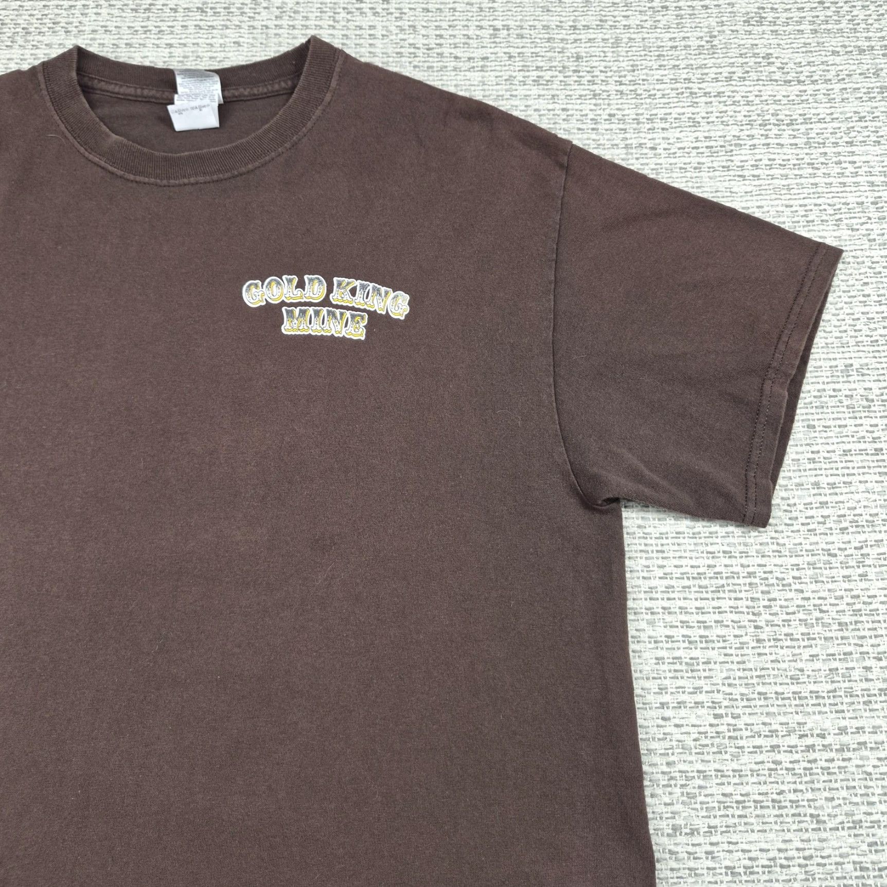 Gildan Gildan Gold King Mine Shirt Mens Large Brown Jerome Arizona Truck Graphic Tee Shirt Mens L Brown Graphic Tee USA Souvenir blue Truck 90s? Size US L / EU 52-54 / 3 - 4 Thumbnail