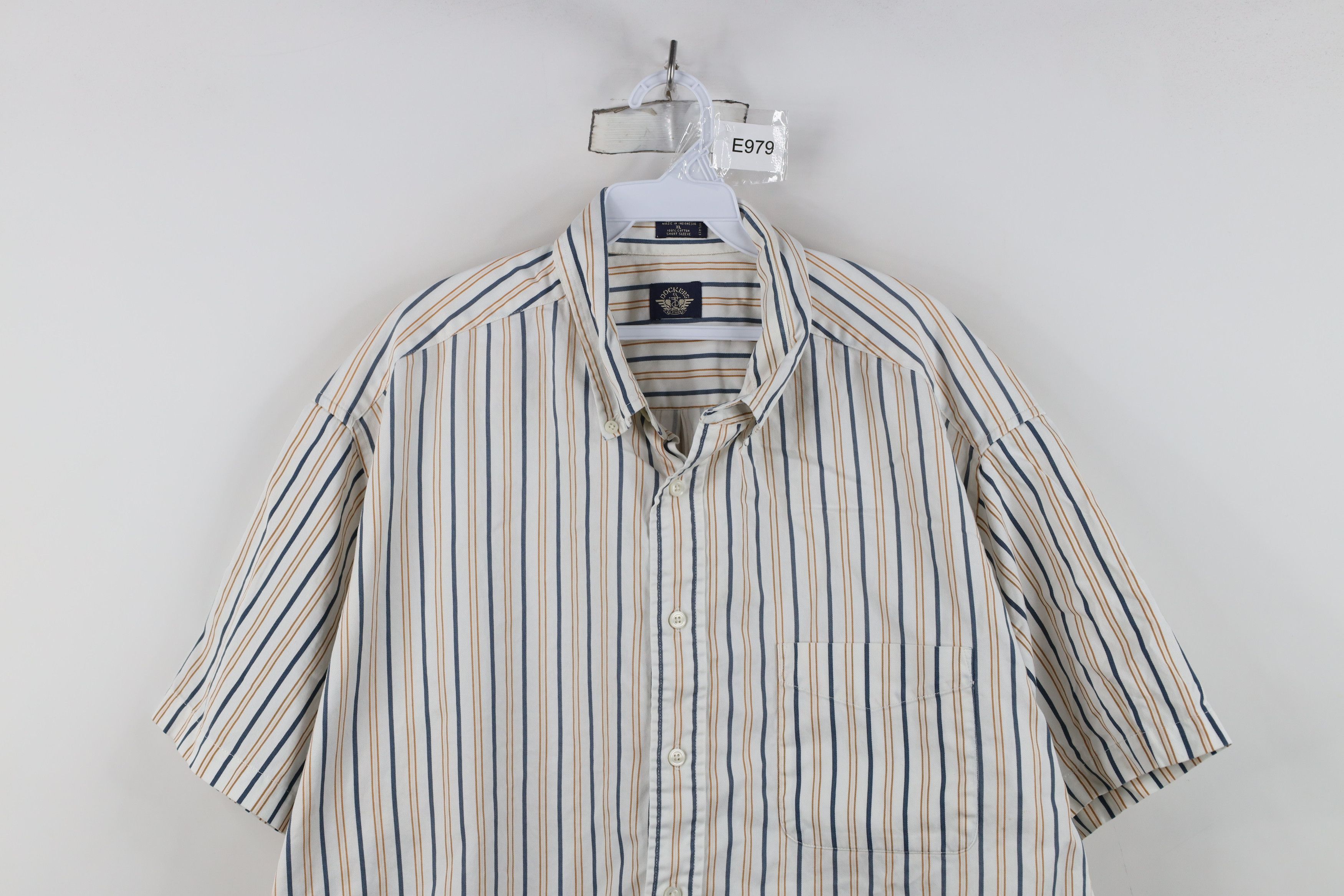 Vintage Vintage 90s Streetwear Short Sleeve Button Down Shirt Size US XL / EU 56 / 4 - 2 Thumbnail