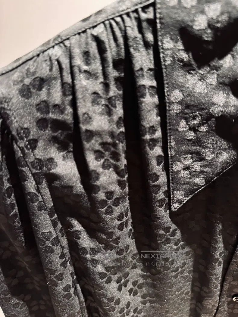 Saint Laurent Paris Saint Laurent Paris size 41 Silk Jacquard Shirt Size US S / EU 44-46 / 1 - 2 Thumbnail