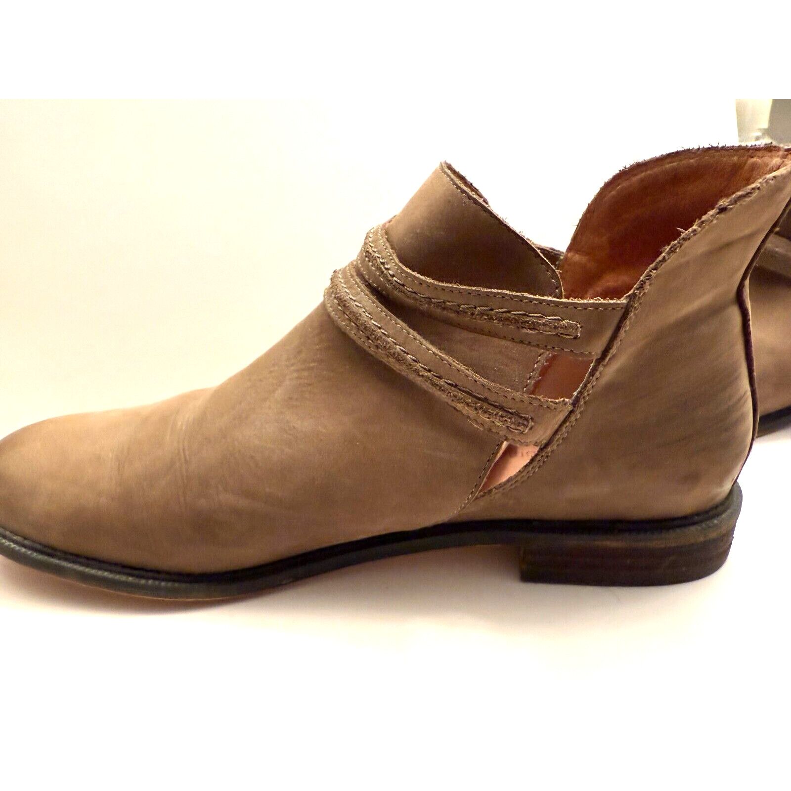 Other Women's Corso Como Islip Cutout Taupe Brown Ankle Boot 9.5 Size US 9.5 / IT 39.5 - 4 Thumbnail