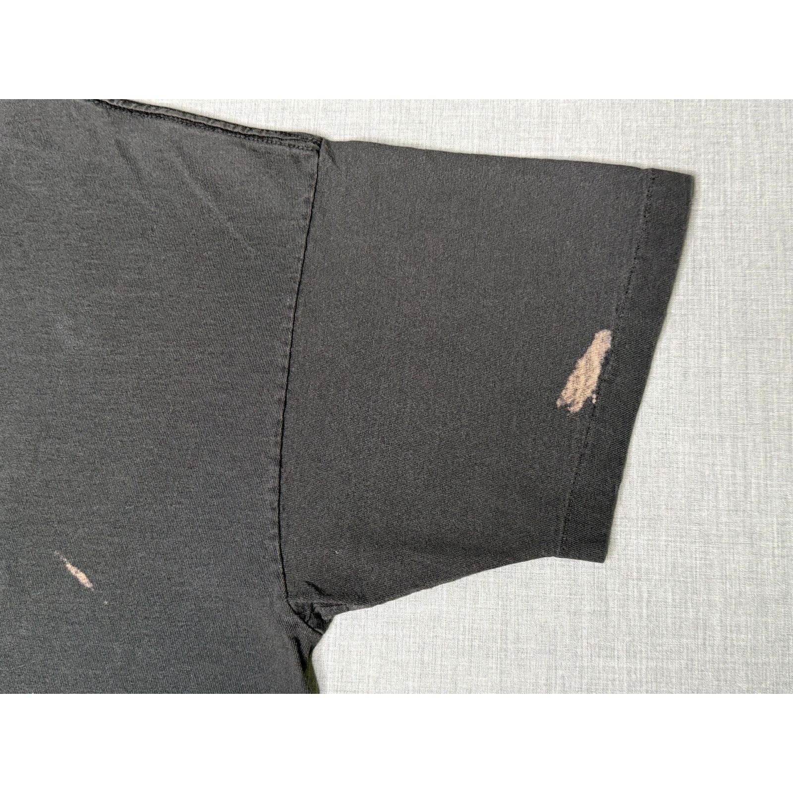 Guess × Vintage Vintage 90s Guess Denim Single Stitch T-shirt OSFA 22x27.5 Size US M / EU 48-50 / 2 - 6 Thumbnail
