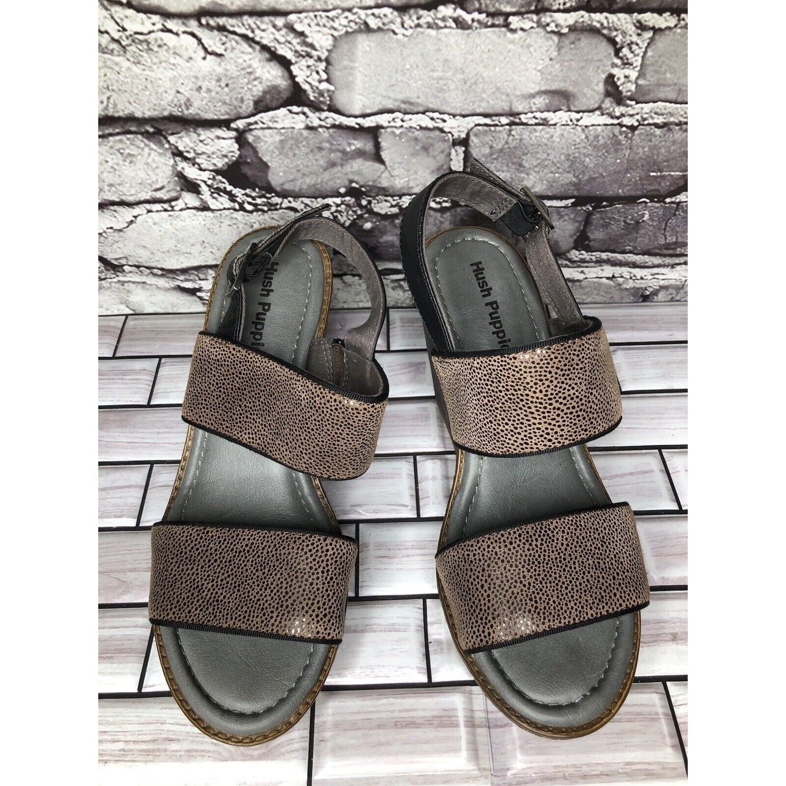 Hush Puppies Hush Puppies Taupe Leather Polka Dot Platform Wedges Sandals Size US 8 / IT 38 - 2 Thumbnail