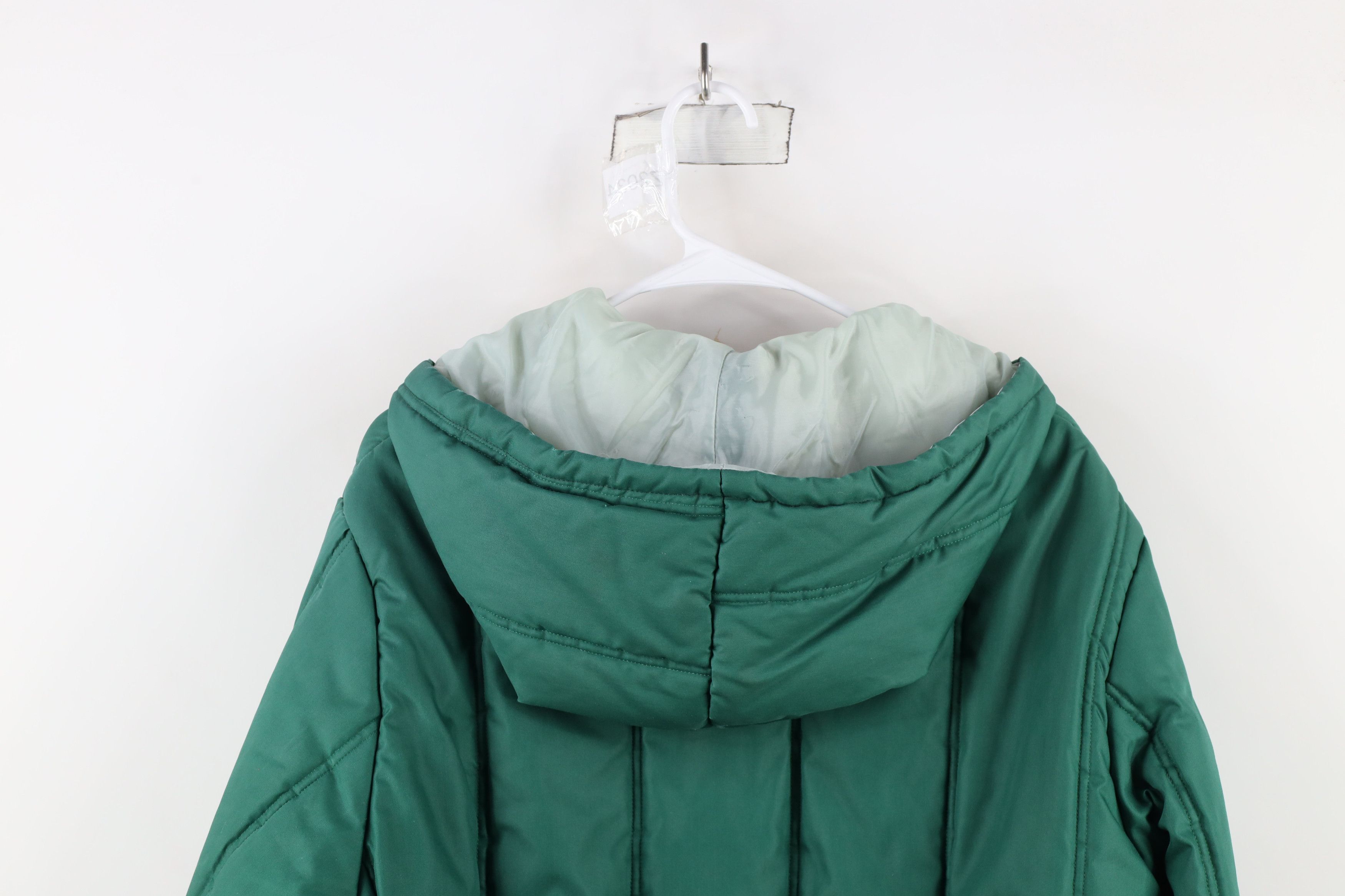 Vintage Vintage 70s Streetwear Hooded Quilted Puffer Jacket USA Size US L / EU 52-54 / 3 - 13 Thumbnail