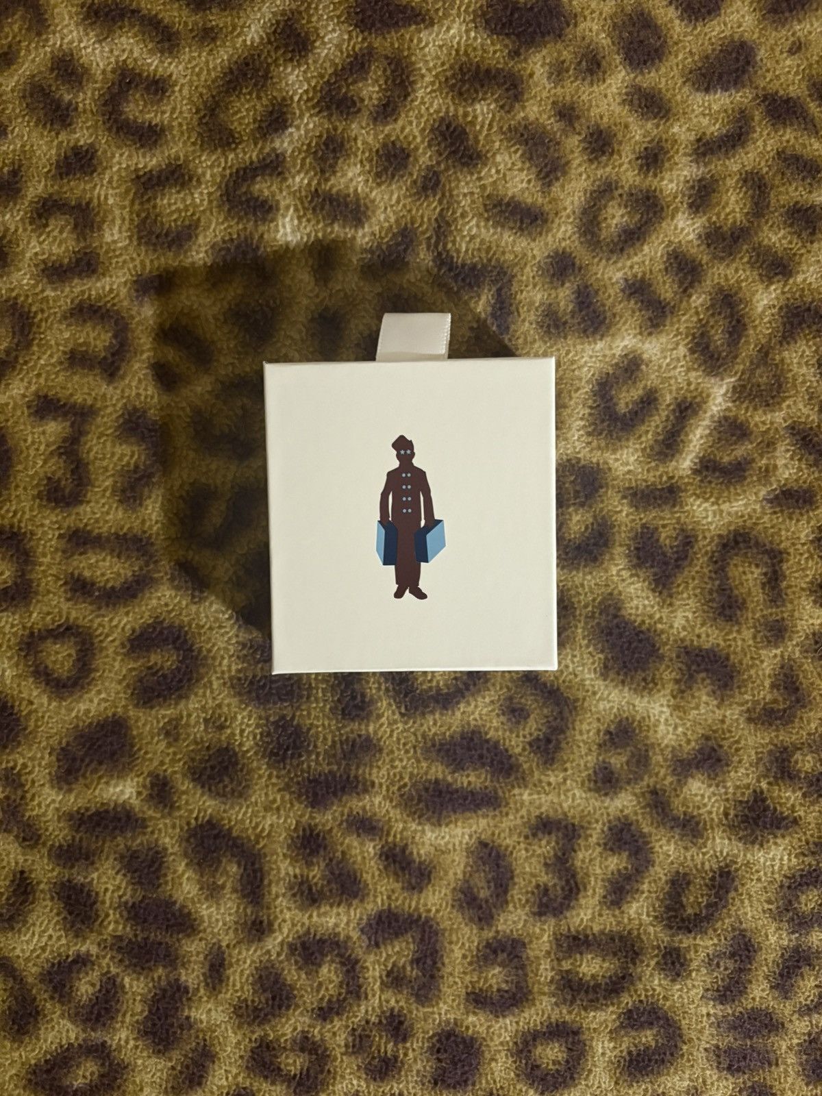 SUPREME FUCK EVERYBODY PIN