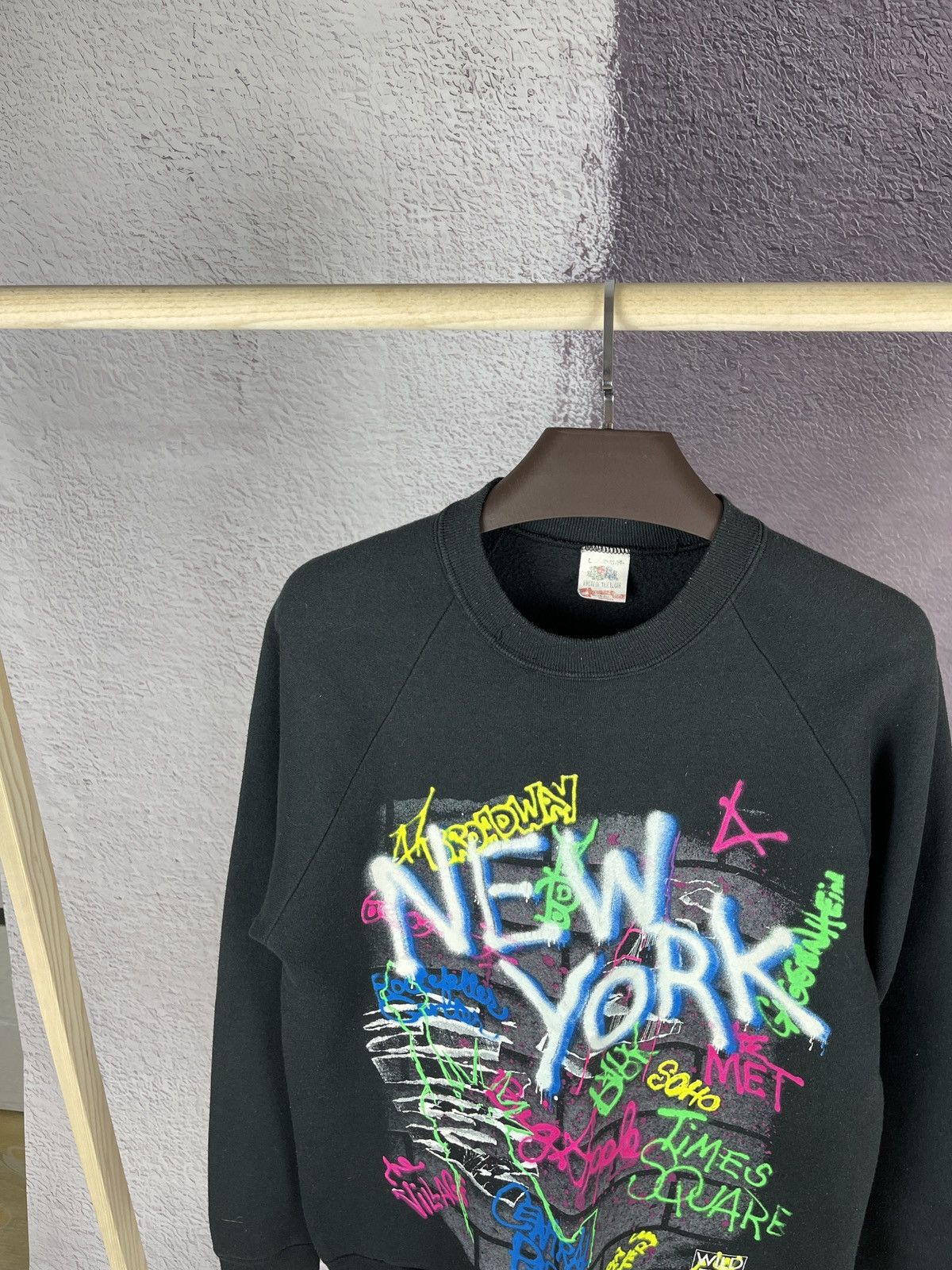 Fruit Of The Loom FOTL Wild Oats vintage 90s New York broadway soho sweatshirt Size US L / EU 52-54 / 3 - 2 Thumbnail