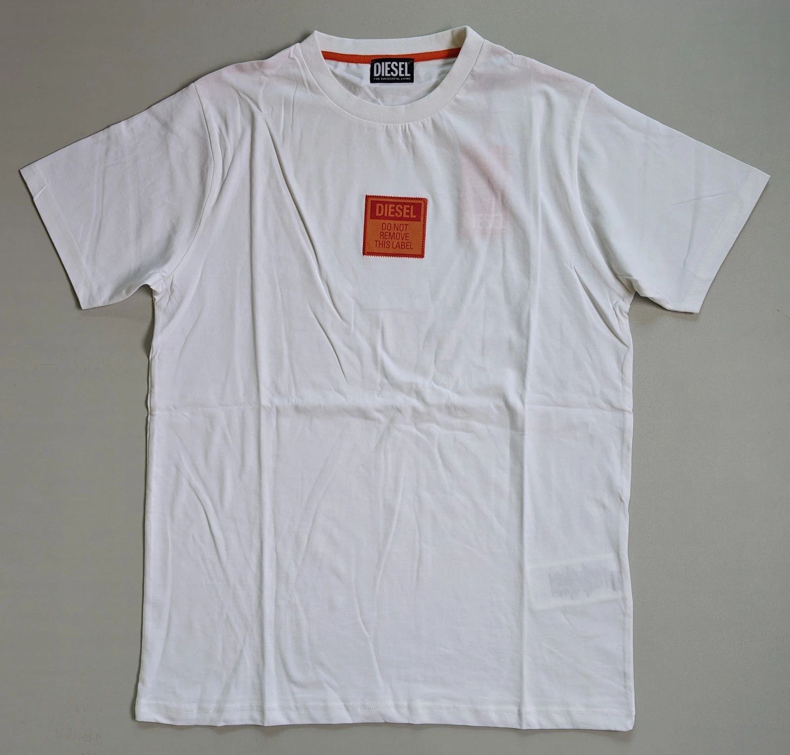 Diesel DIESEL White T-Shirt With Logo Patch T 4136 Size US M / EU 48-50 / 2 - 2 Thumbnail