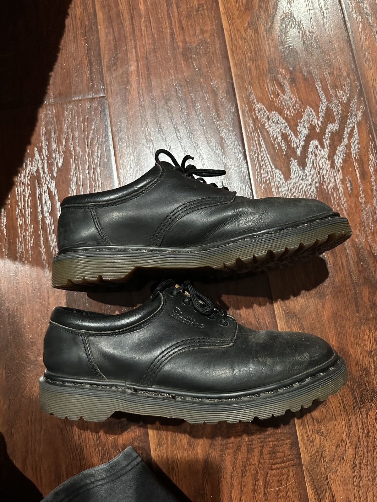 Dr. Martens Vintage Mens Doc Martens Black Leather Derby Shoes Size 9 Size US 9 / EU 42 - 1 Thumbnail