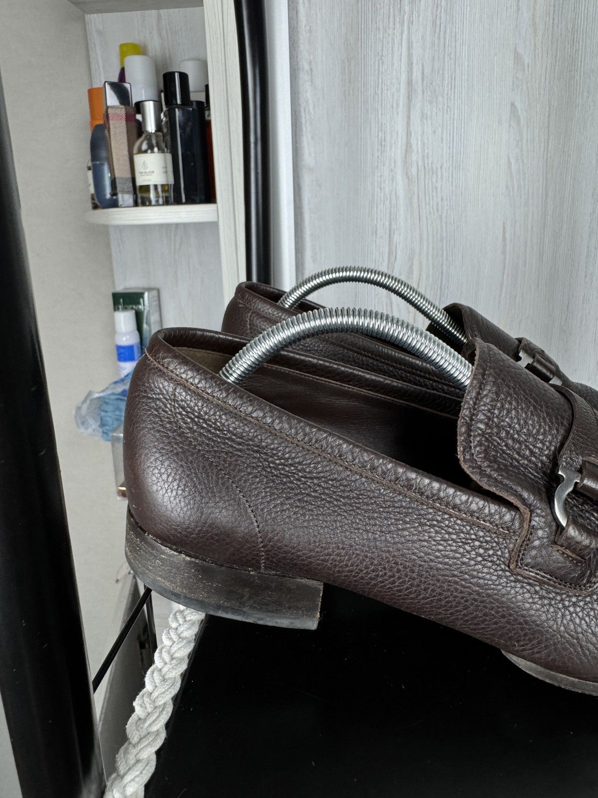 Salvatore Ferragamo SALVATORE FERRAGAMO MENS SIGNATURE LEATHER TAN LOAFERS Size US 11 / EU 44 - 2 Thumbnail