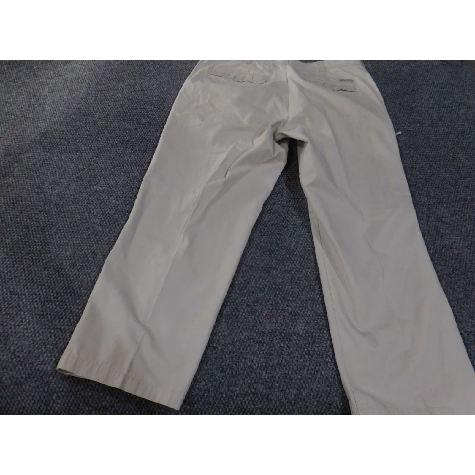 Vintage Columbia Pants Mens 36x31 Beige Lightweight Nylon Cargo Pockets Outdoor Hiking Workwear Casual Travel Size US 36 / EU 52 - 5 Thumbnail