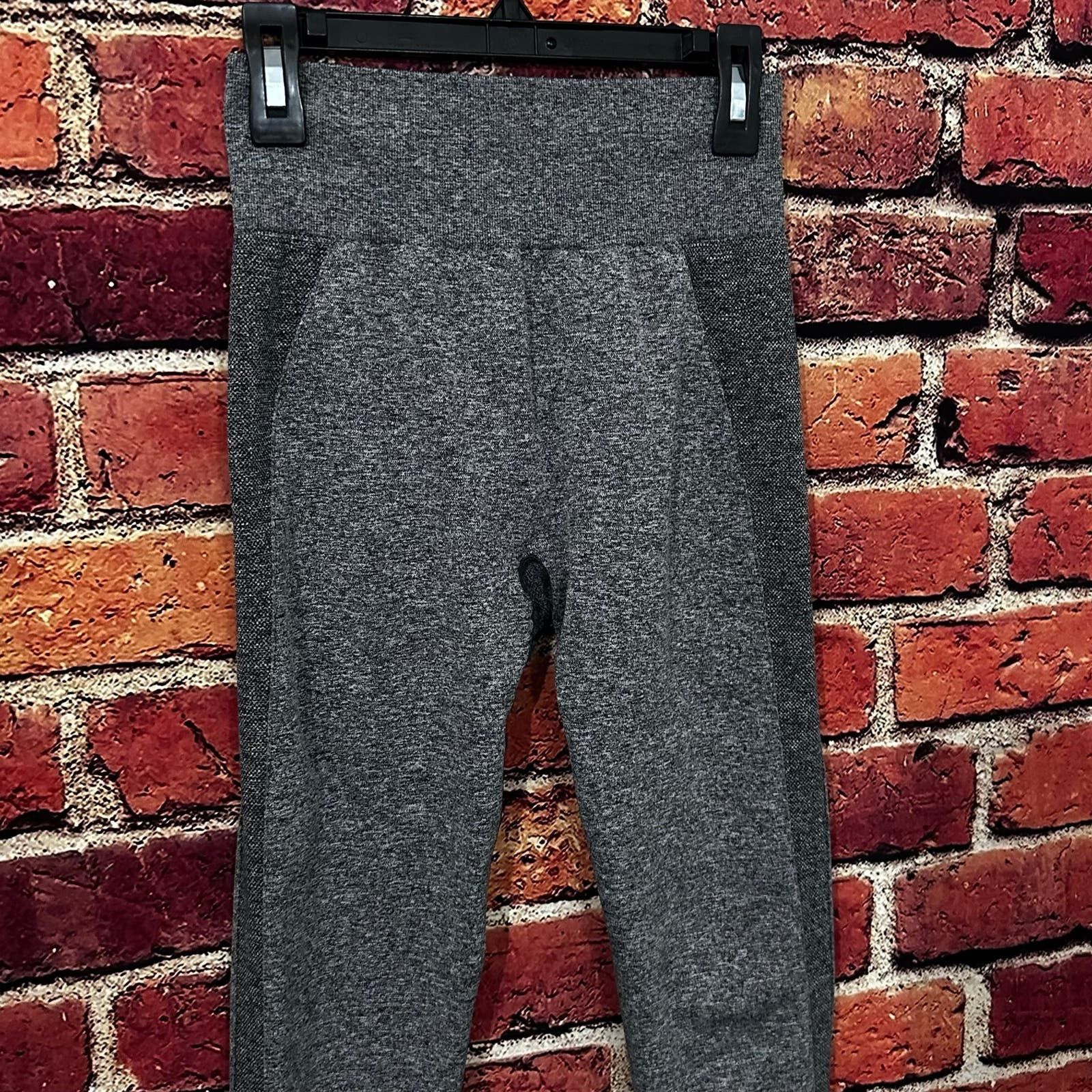 Gymshark Gymshark legging size small Size 27" / US 4 / IT 40 - 2 Thumbnail