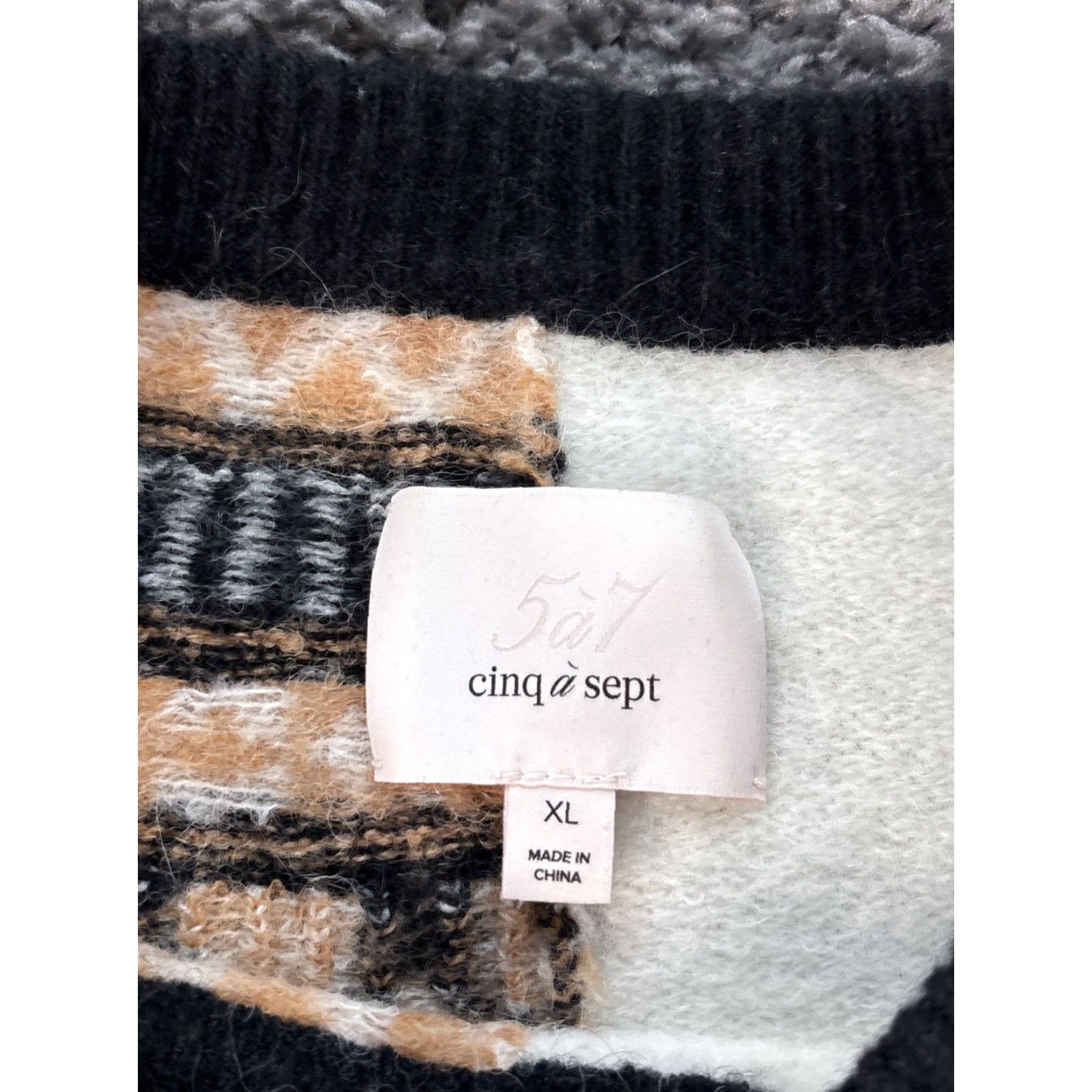 Cinq a Sept Cinq A Sept Womens Sweater XL Crewneck Pullover Aztec Long Sleeve White 40% Nylon Crew Neck Geometric Check Fair Isle Vintage? No Size XL / US 12-14 / IT 48-50 - 4 Thumbnail